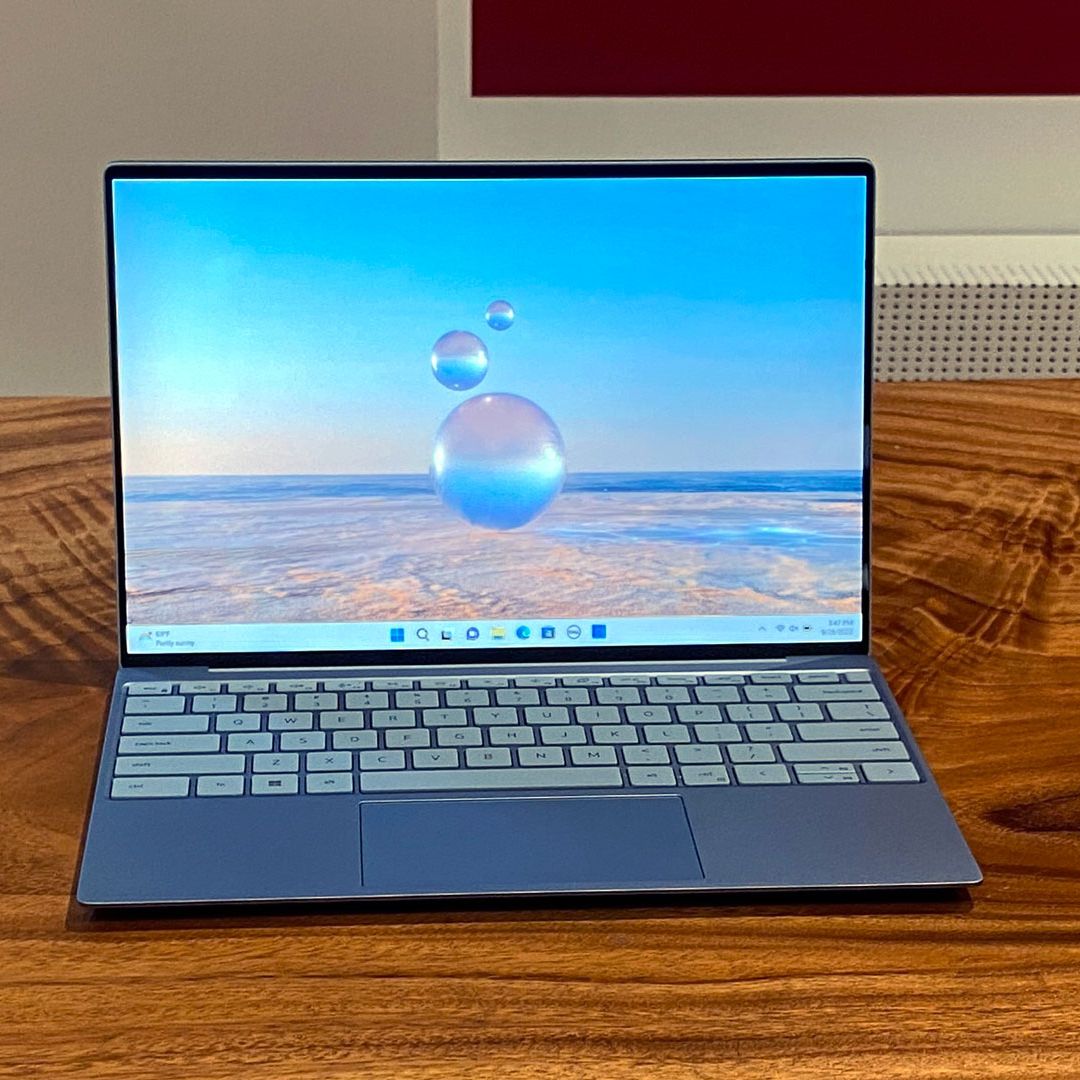 Dell XPS 13 9315 ブルー 日本語配列(動作確認済み) xggzqfu7uzJ5nrXFre5XMD.jpg