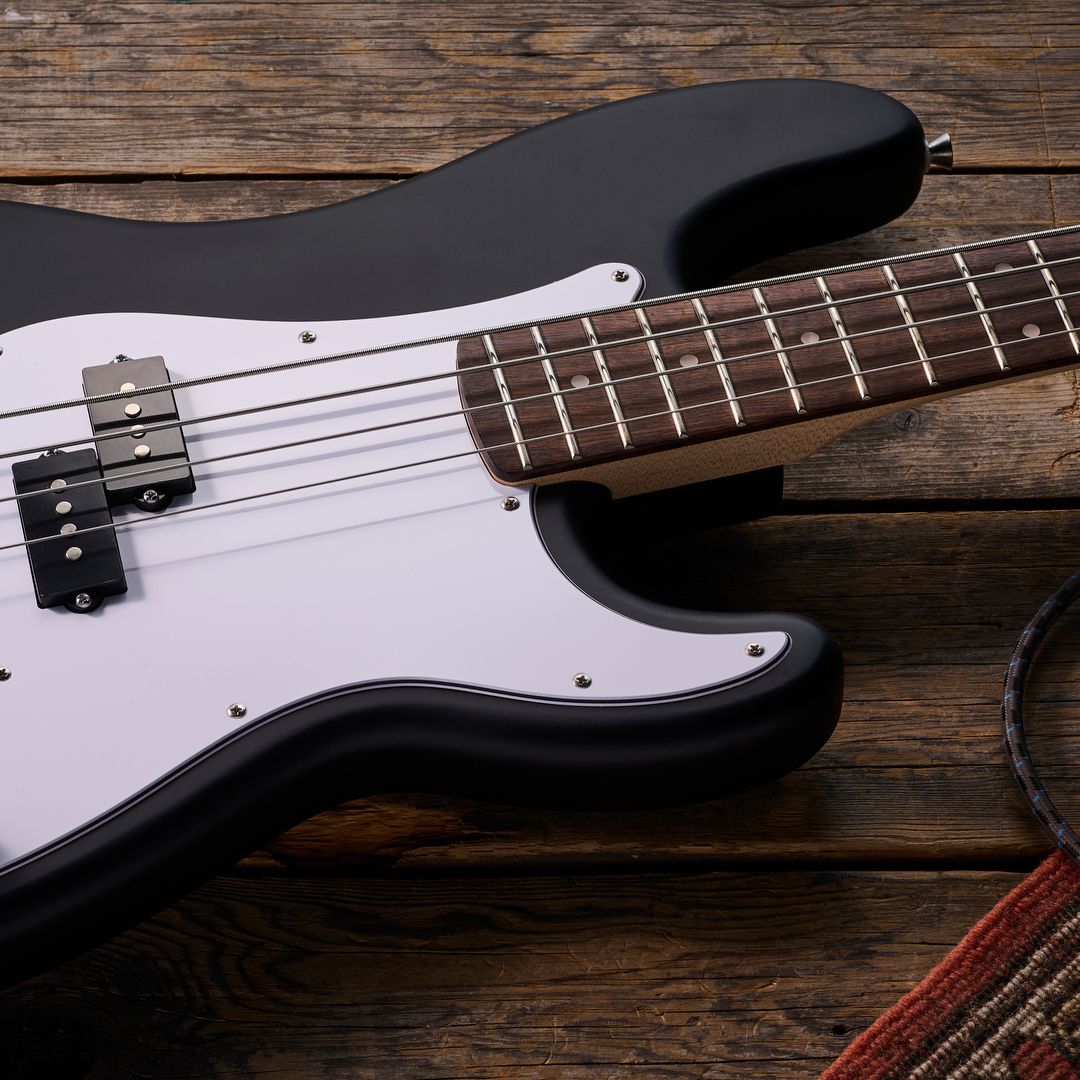 ベース Squier PRECISION BASS Squier Precision Bass – The Instrument Barn