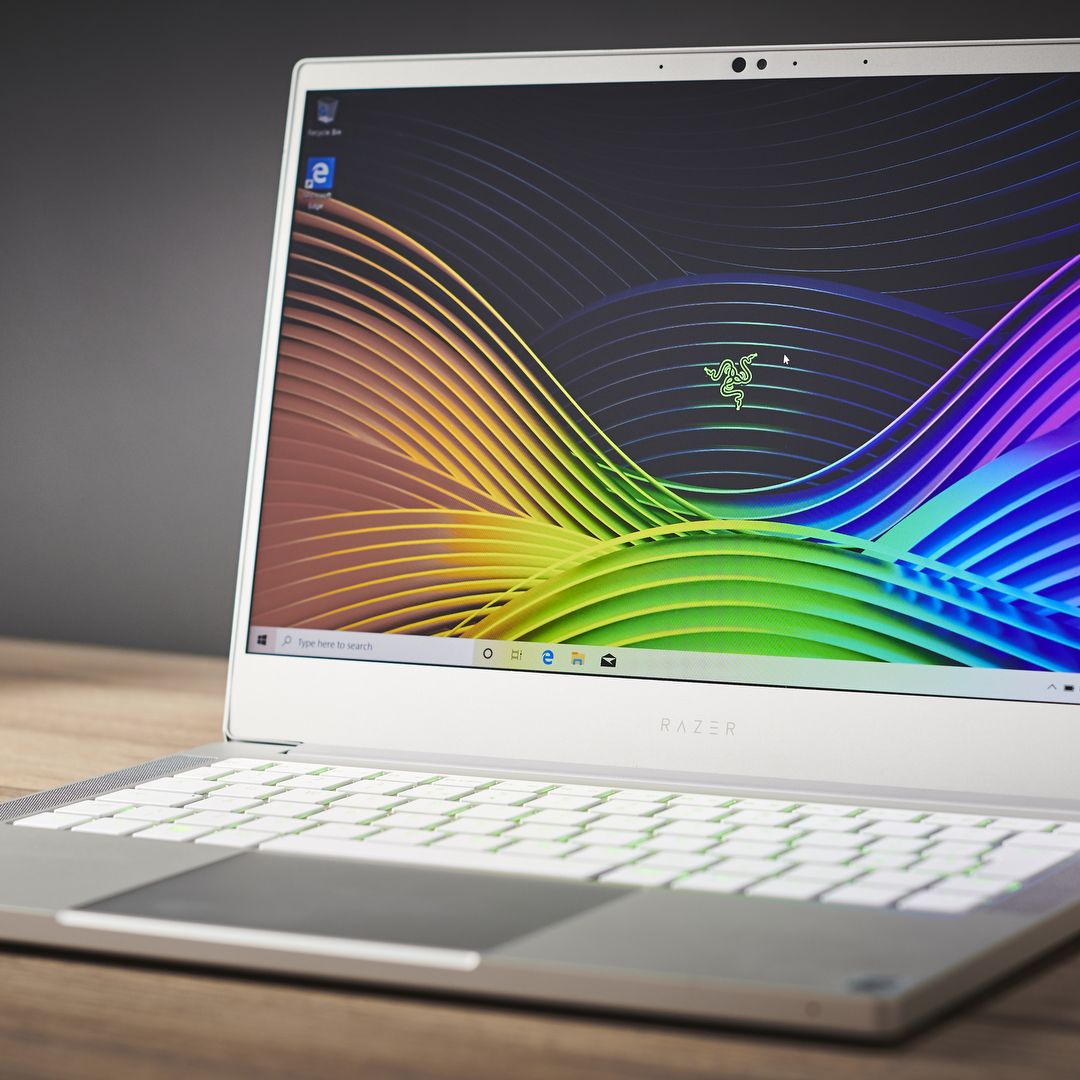 Razer Blade Stealth 13 2020 ホワイト Hands-on with the beautiful Razer Blade Stealth 13 Mercury