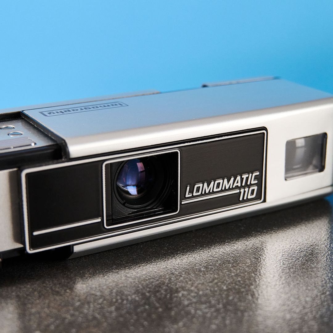 Y*M様 Lomography フィルムカメラ「LOMOMATIC 110」 Lomomatic 110 Camera & Flash Metal – Lomography