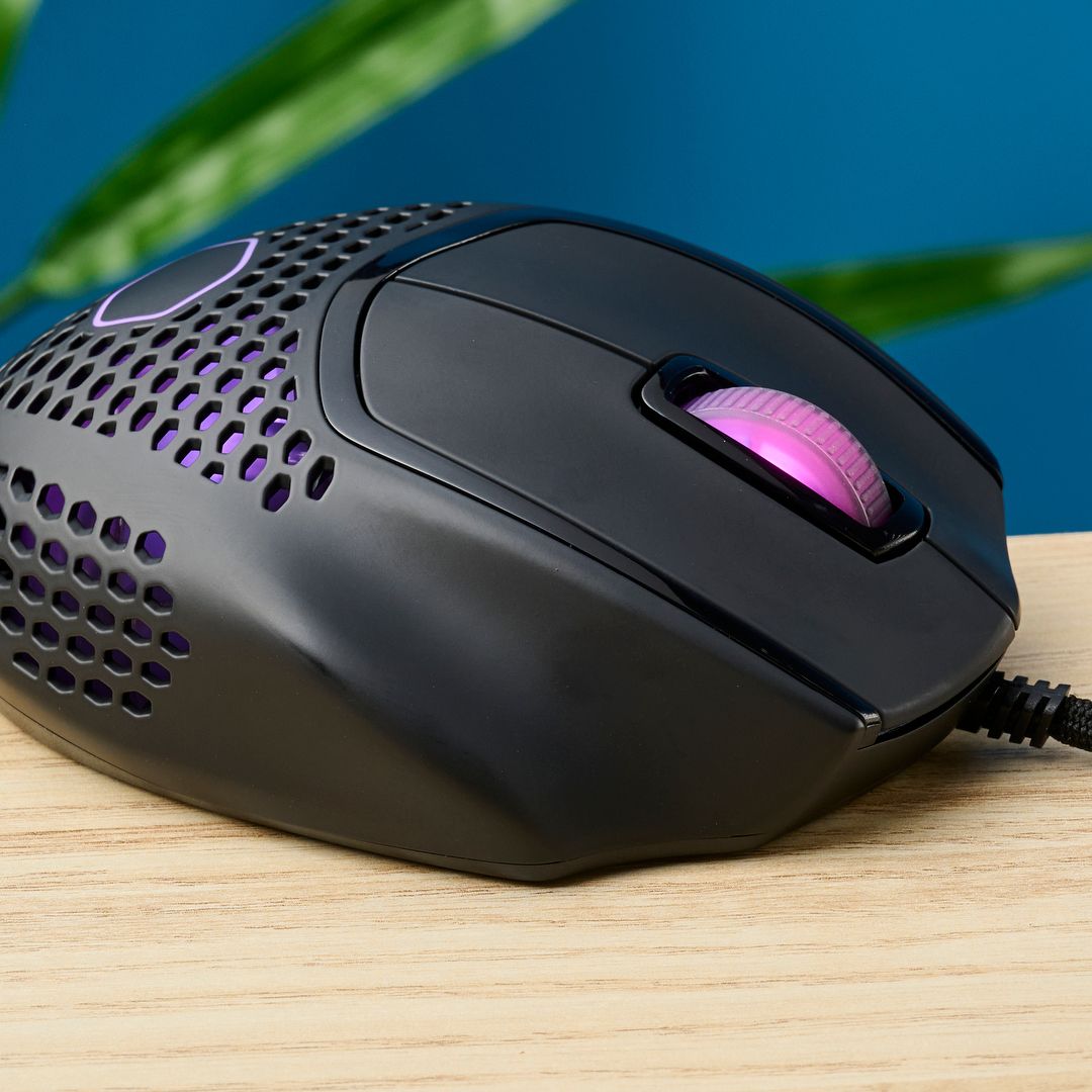 新品　Cooler Master MM720 ブラック Cooler Master MM720 Gaming Mouse Review - Funky Kit