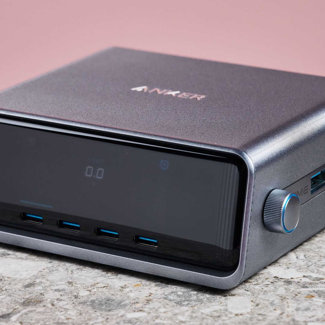 お*ろ様 Anker Prime Charger (250W, 6 Ports, wvbDoDMP2zMTmqpU7BoHbU.jpg