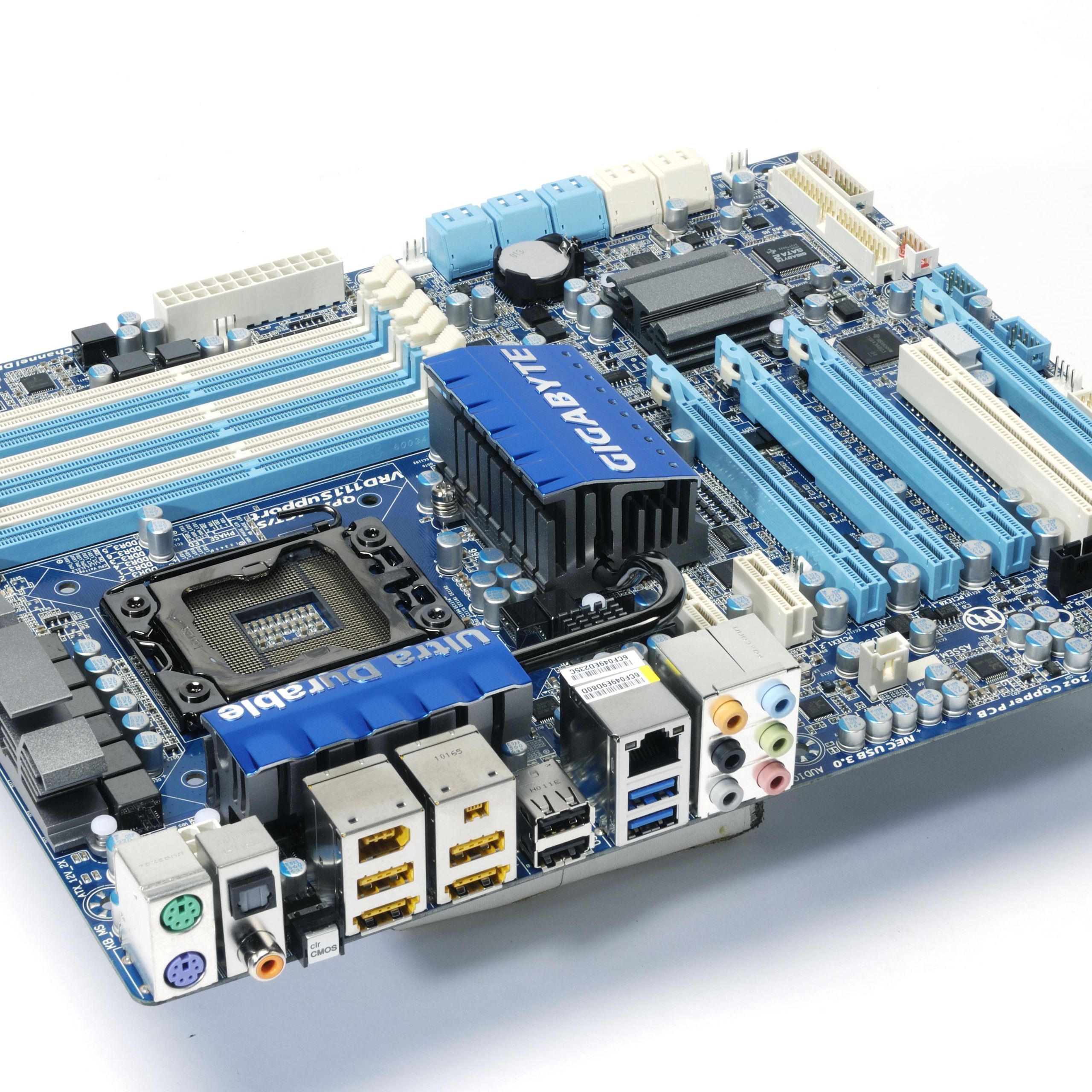 Core i7 980X+GA-X58A-UD5+メモリ12GB+グラボ セット 2926bd675b813b6b89a7257816ea93