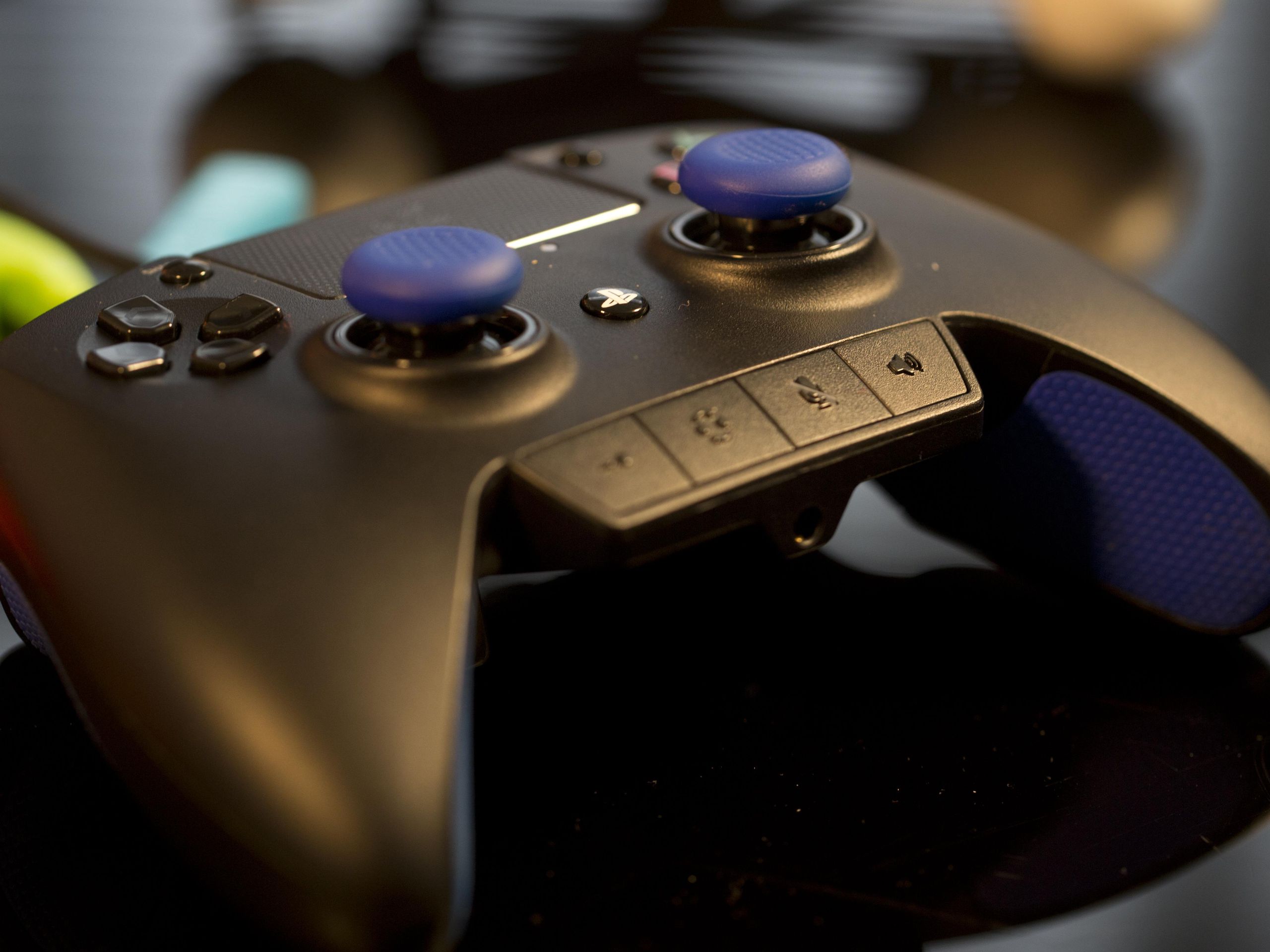 RAZERps4用コントローラー(raijyu) Razer Raiju Ultimate Ed D-Pad &Thumb Grip PS4 Controller Video