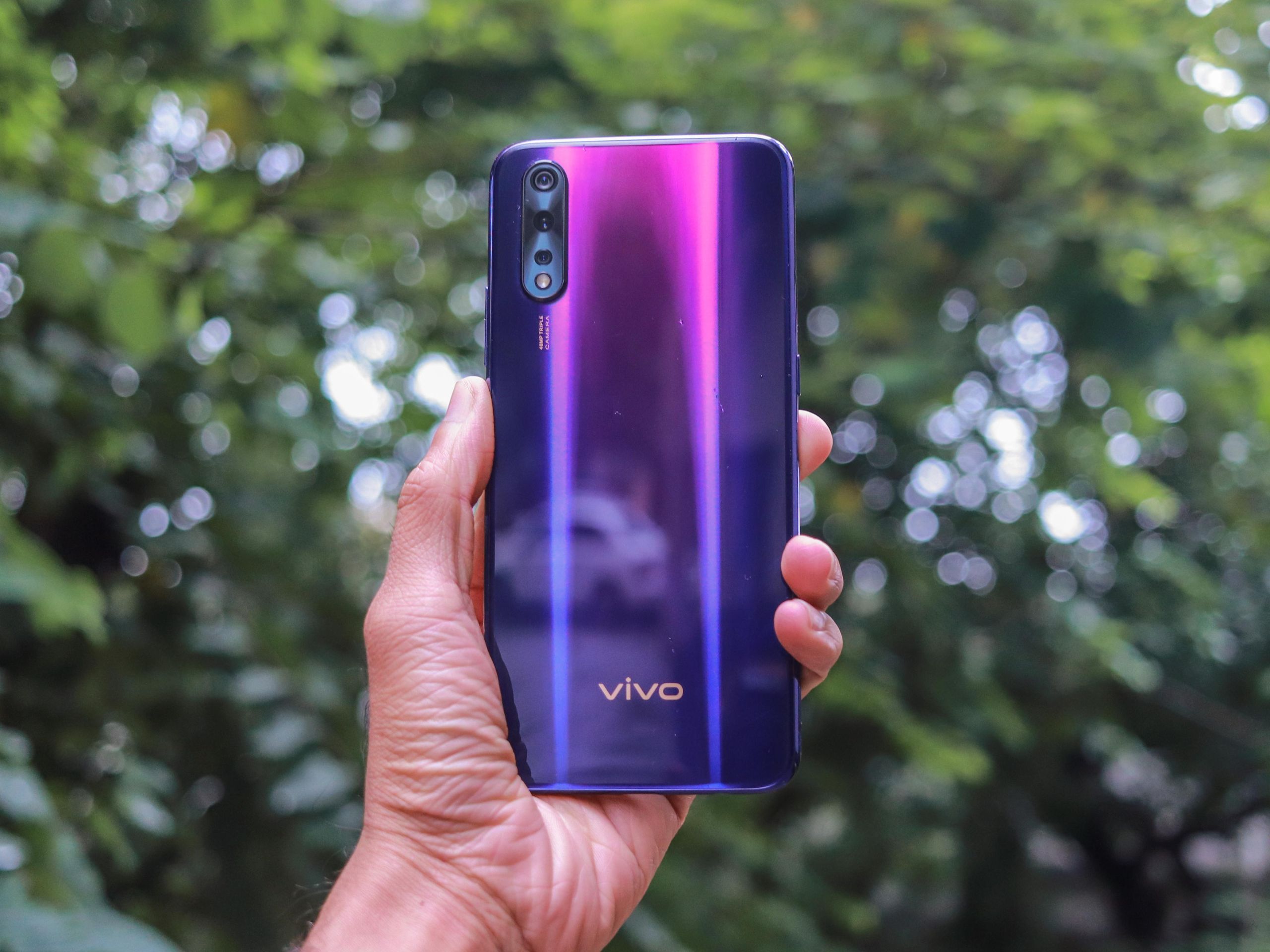 ★VIVO QVTsF7herhAdcpuY3UzLVh.jpg