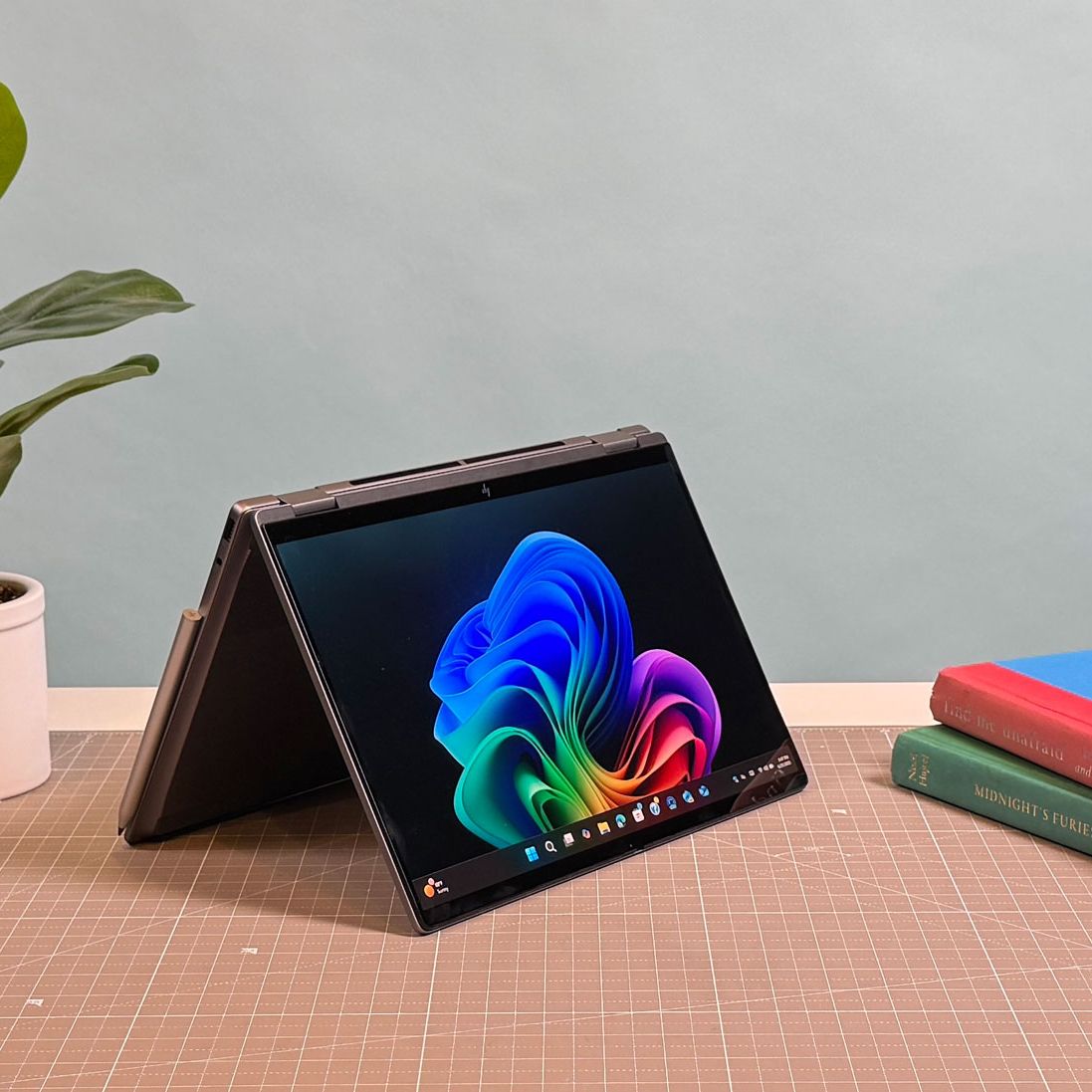 HP OmniBook X Flip 14 review: Speedy and spicy | Tom's Hardware