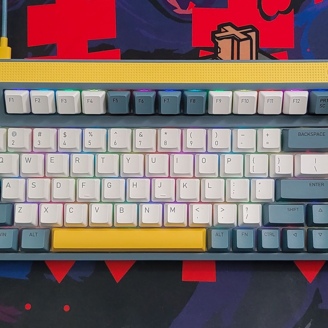 iQunix A80 Explorer Wireless Mechanical Keyboard Review: Retro