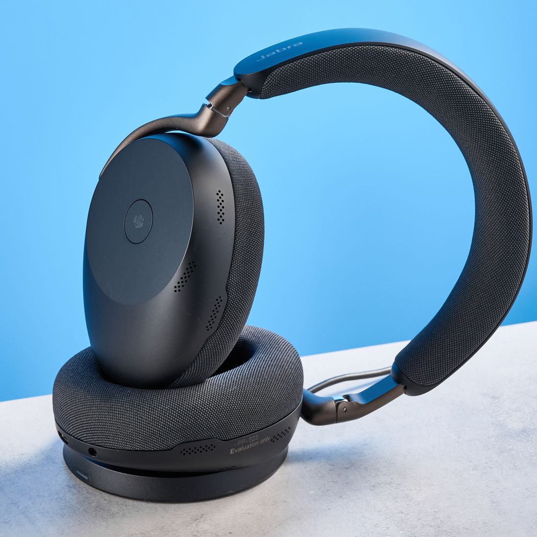 Jabra Evolve3 85 review: The king of conferencing headsets | Tom's