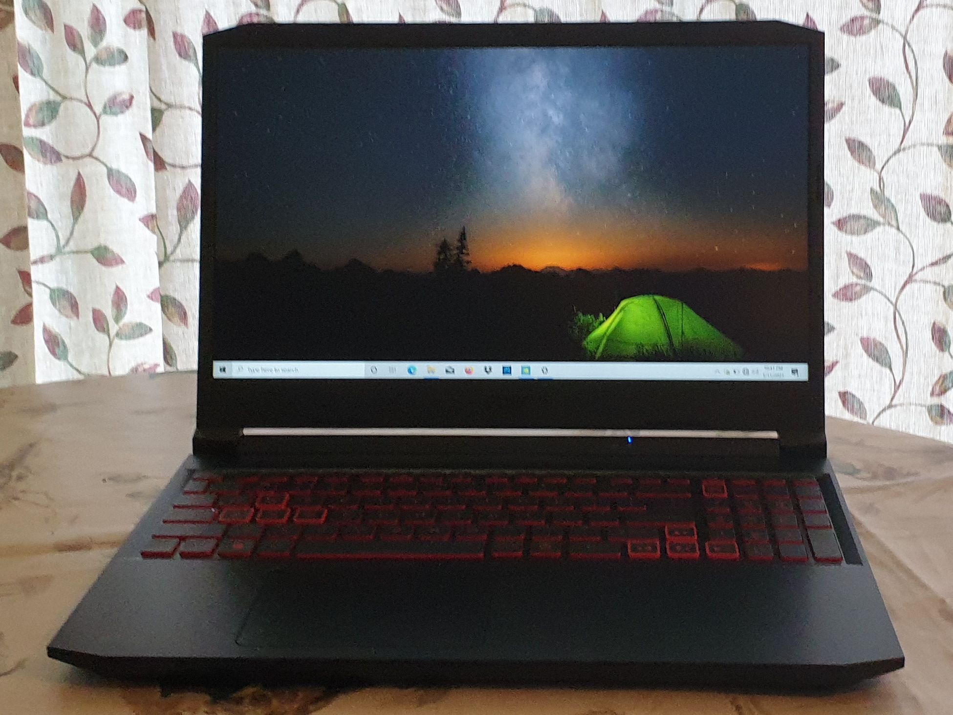 Acer Aspire V 17 Nitro - I5, 8 Go RAM, SSD 250 Go, GTX 950m - PC Portable Gamer