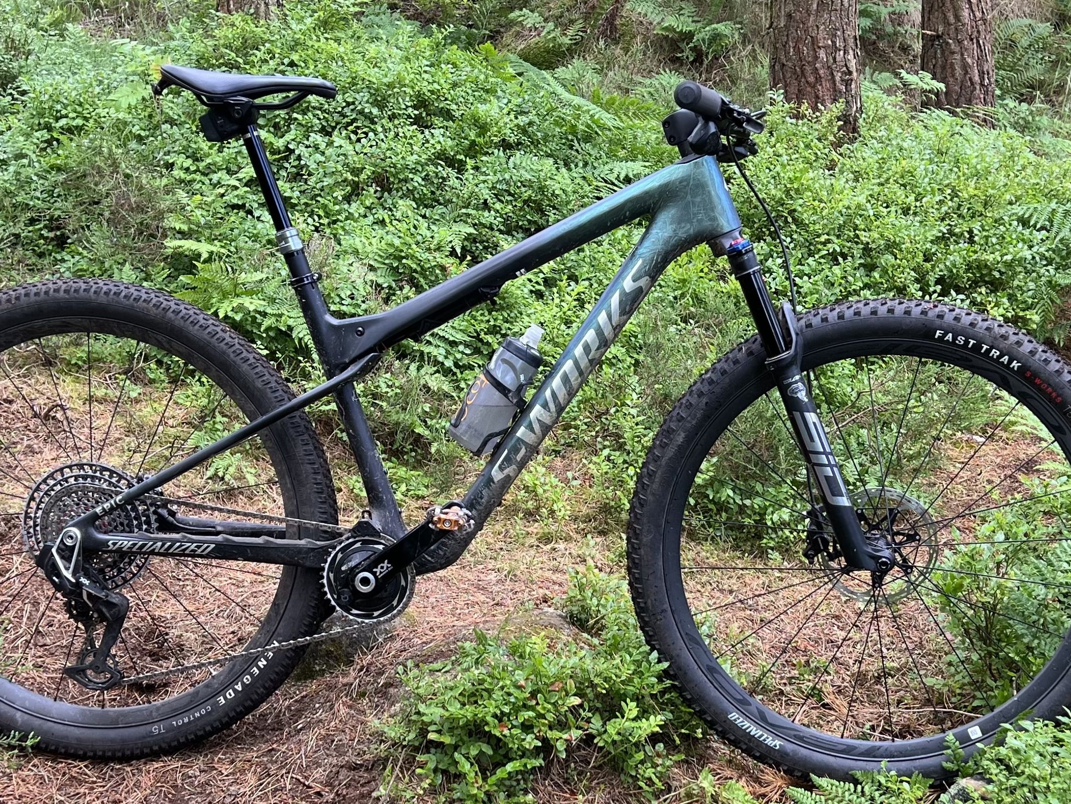 SPECIALIZED S-WORKS EPIC WORLD CUP フルサス 93123-01_EPIC-WC-SW-CMLNLPS-