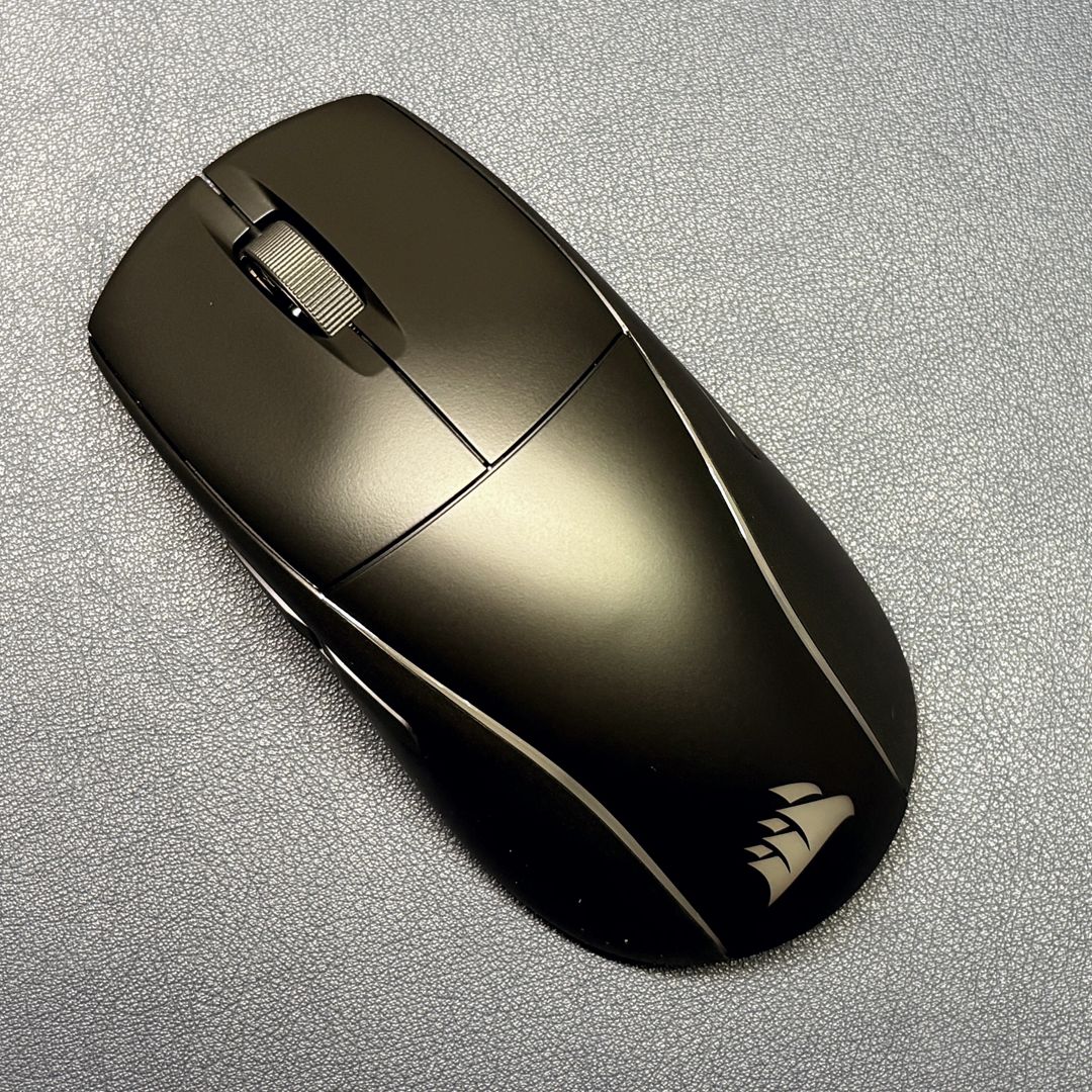 Corsair M75 Wireless Review: Buttons on both sides | Tom's Hardware