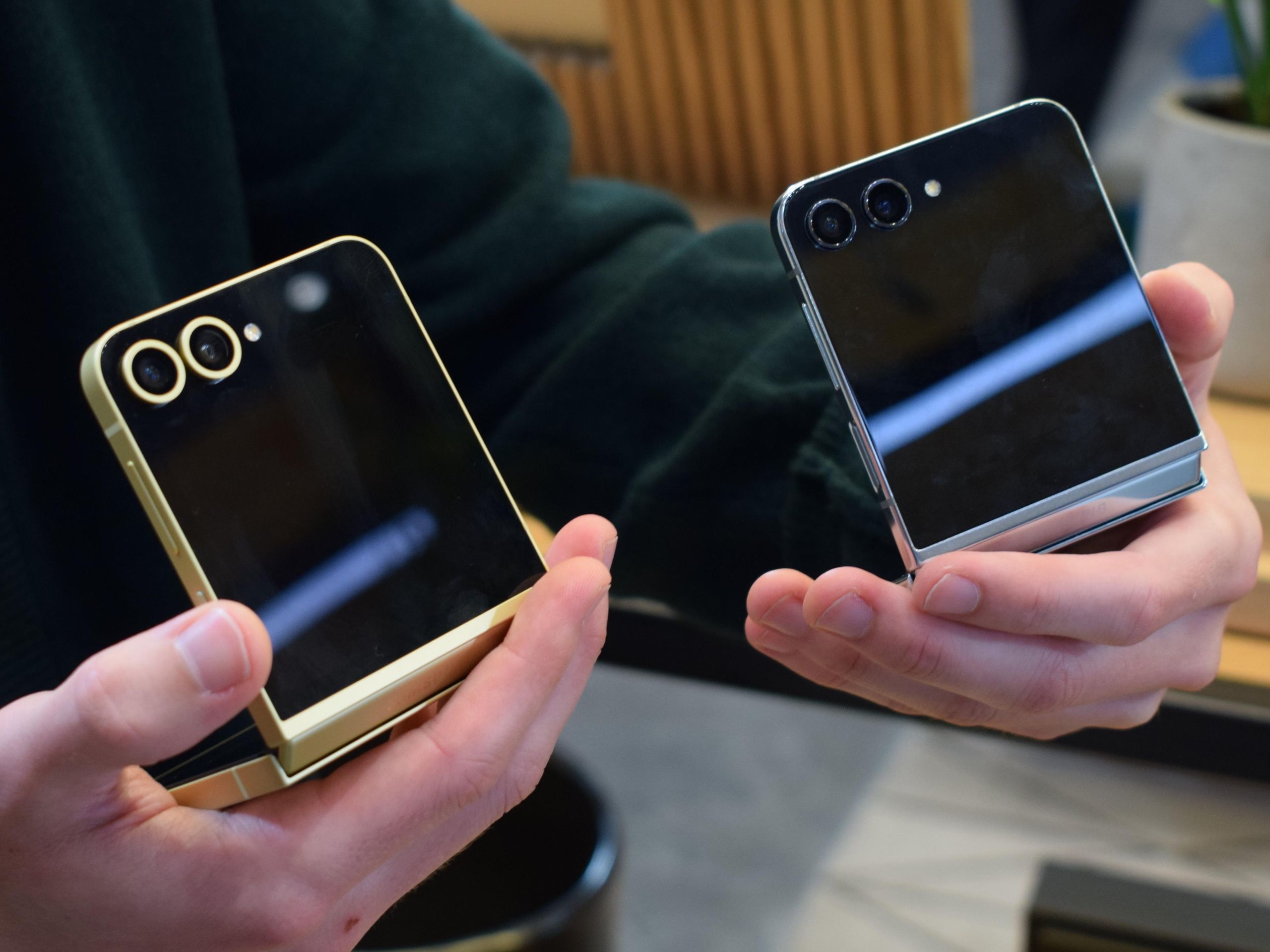 【ジャンク】 Galaxy Z Flip6 Amazon.com: Samsung Galaxy Z Flip6 5G (256GB, 12GB) 50MP 4K Camera