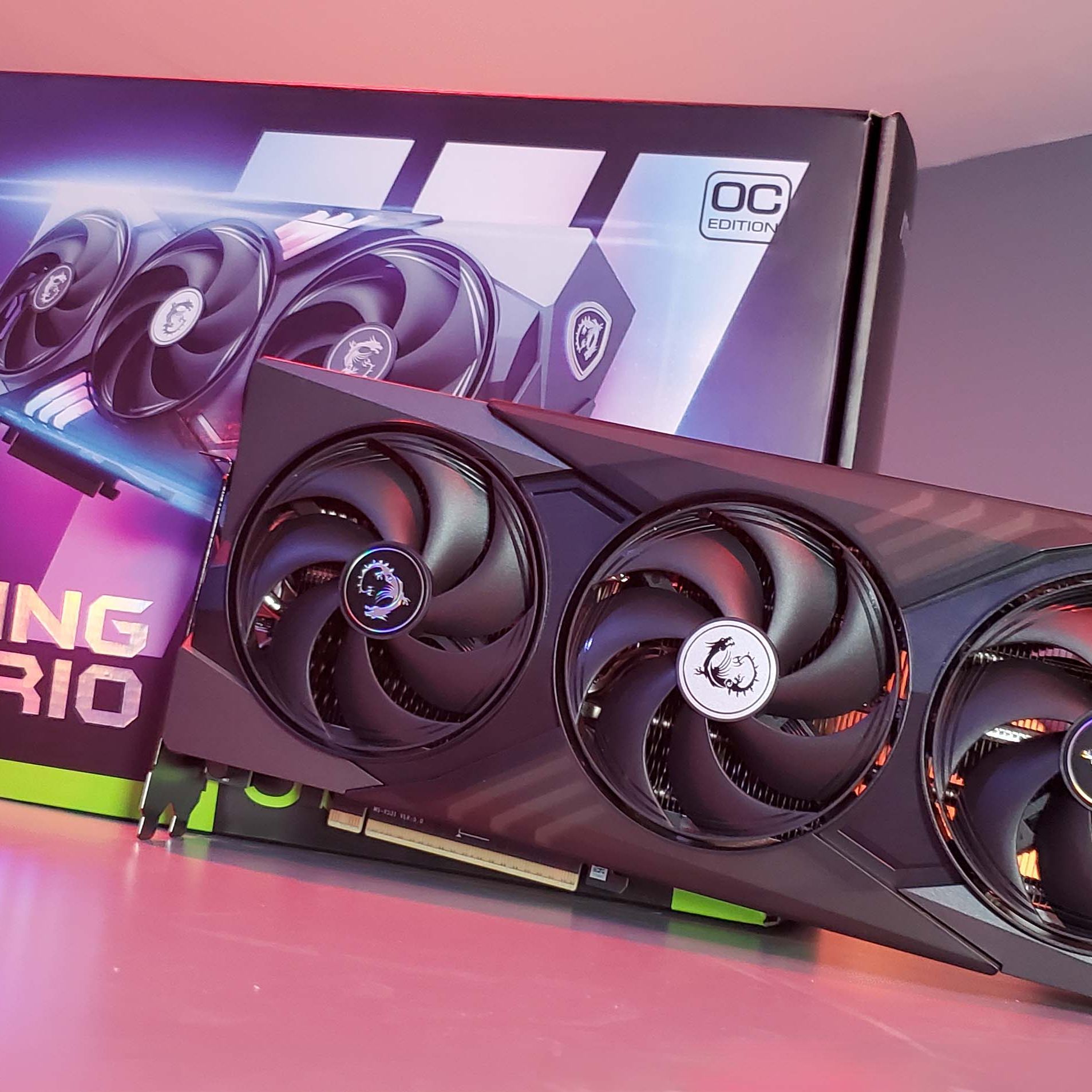 <新品未使用品>GeForce RTX 5070 GAMING TRIO OC MiDHYc75dLrzsAL6JMQ9Yf.jpg