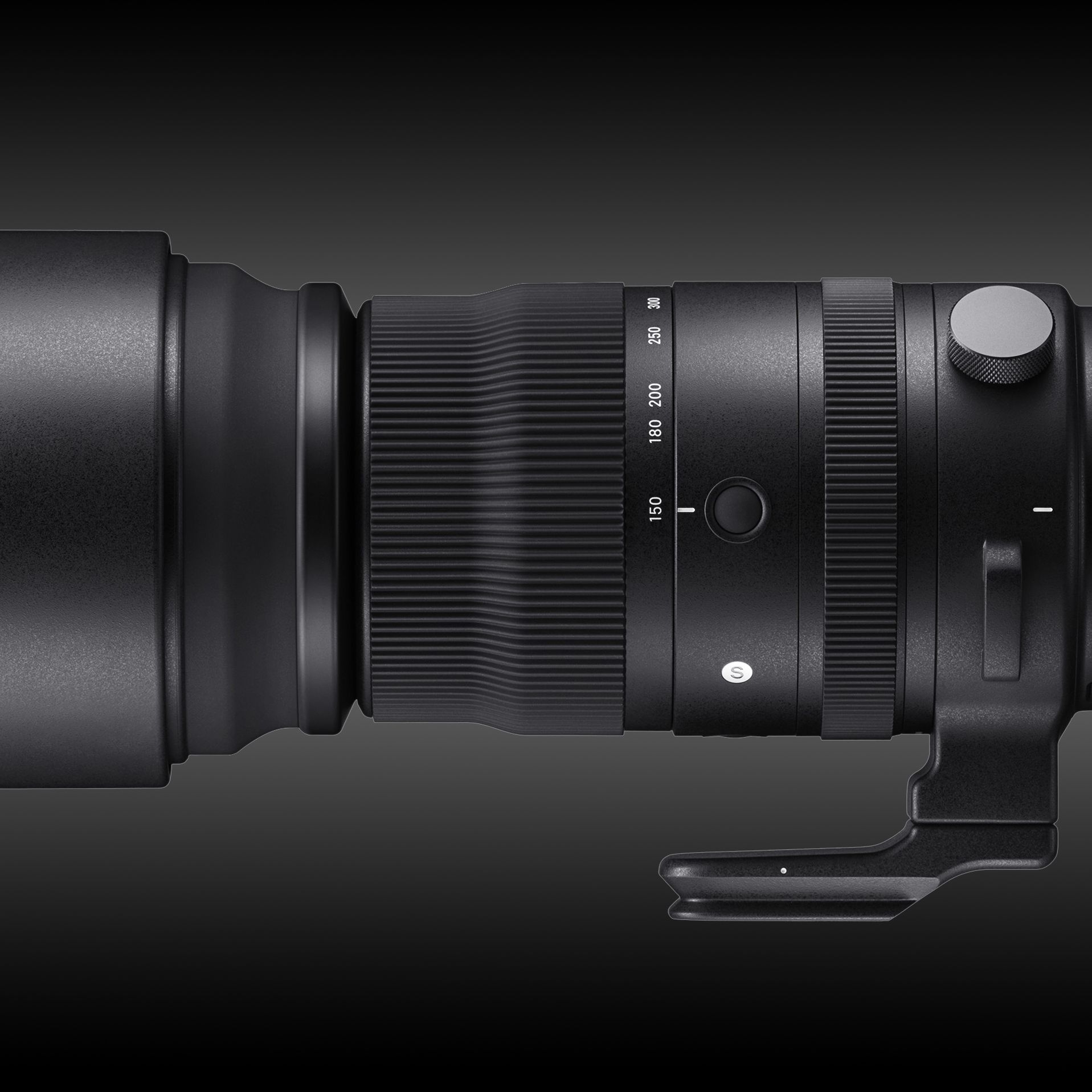 The spectacular Sigma 150-600mm Sports lens comes to mirrorless