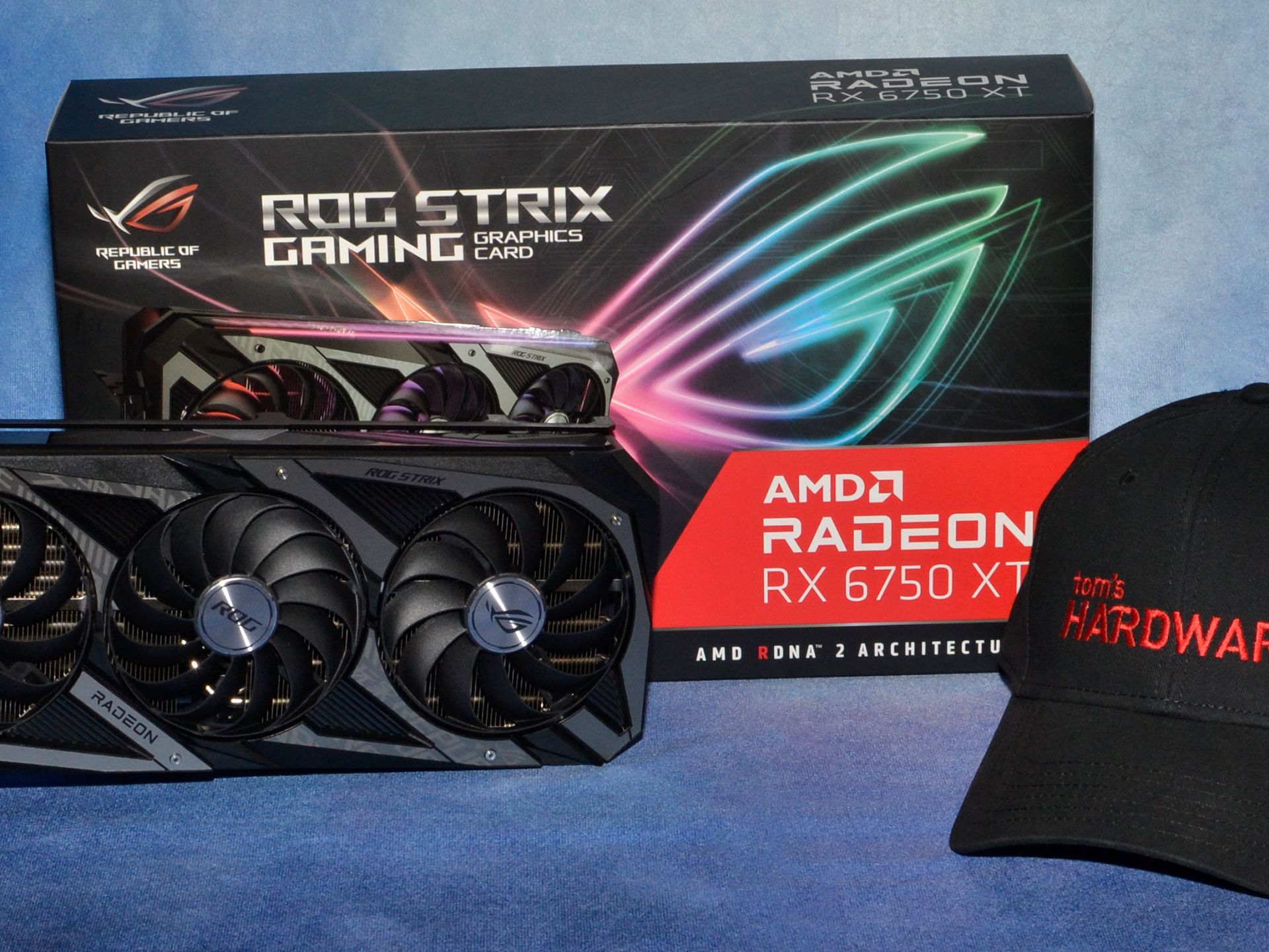 ROG RX6750XT グラボ　Radeon Amazon.com: ASUS ROG Strix AMD Radeon RX 6750 XT OC Edition