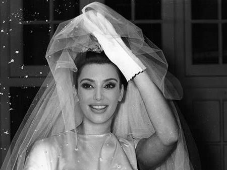 kim kardashian in wedding dress Kim Kardashian's Wedding Dress Revealed with the Magic of Photoshop