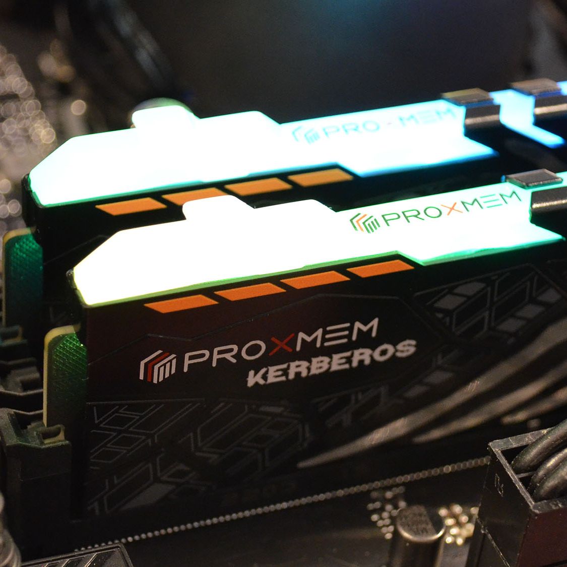TUFシリーズ　 KERBEROS 32GB DDR5 6800MHz RGB Amazon.com: PROXMEM KERBEROS TUF RGB DDR5 32GB (2x16GB
