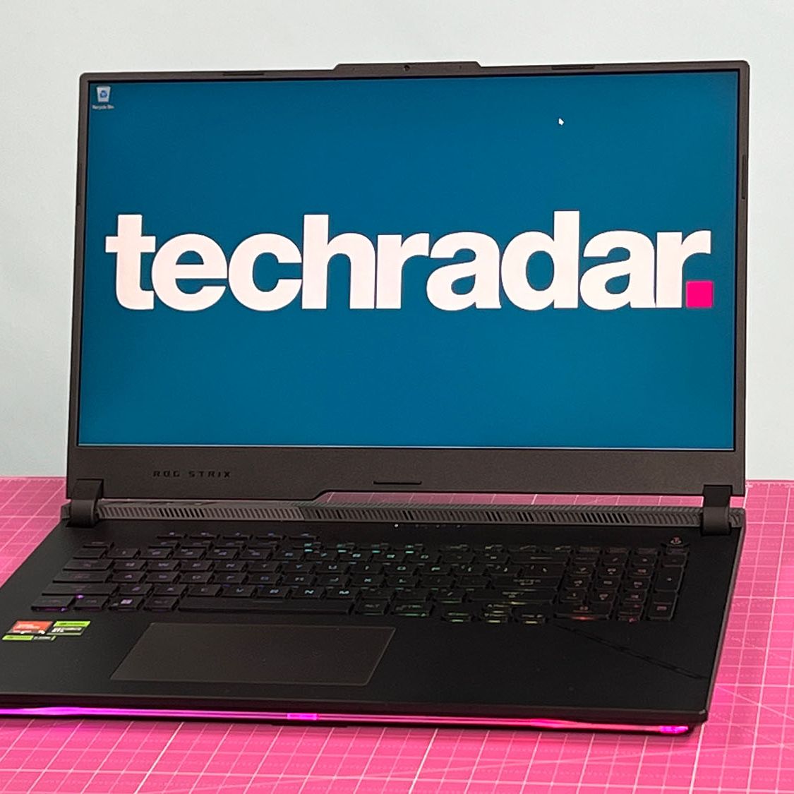 ASUS ゲーミングノートパソコン ROG Strix SCAR 17 ROG Strix SCAR 17 (2022) | Gaming Laptops｜ROG - Republic of