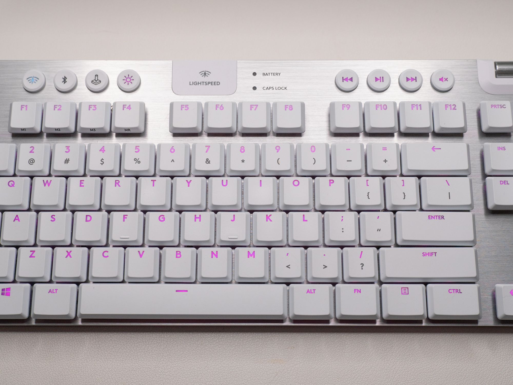 G915 TKL White US配列 Logitech G915 X Lightspeed TKL Review | PCMag