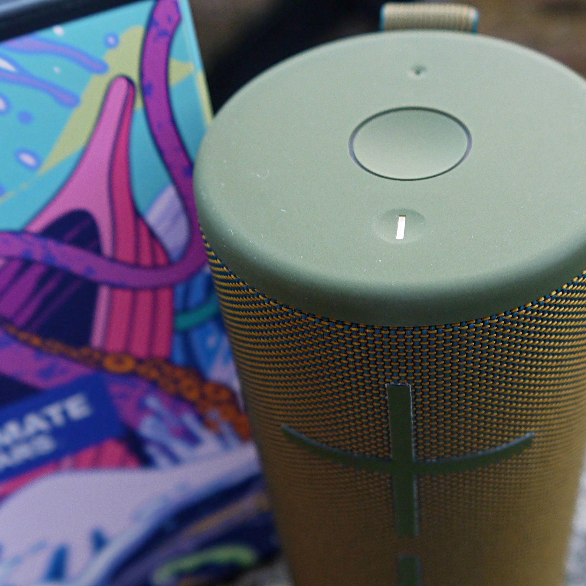 【美品】 ULTIMATE EARS BOOM3 タグホイヤー 【限定非売品】 美品】 ULTIMATE EARS BOOM3 タグホイヤー 【限定非売品】