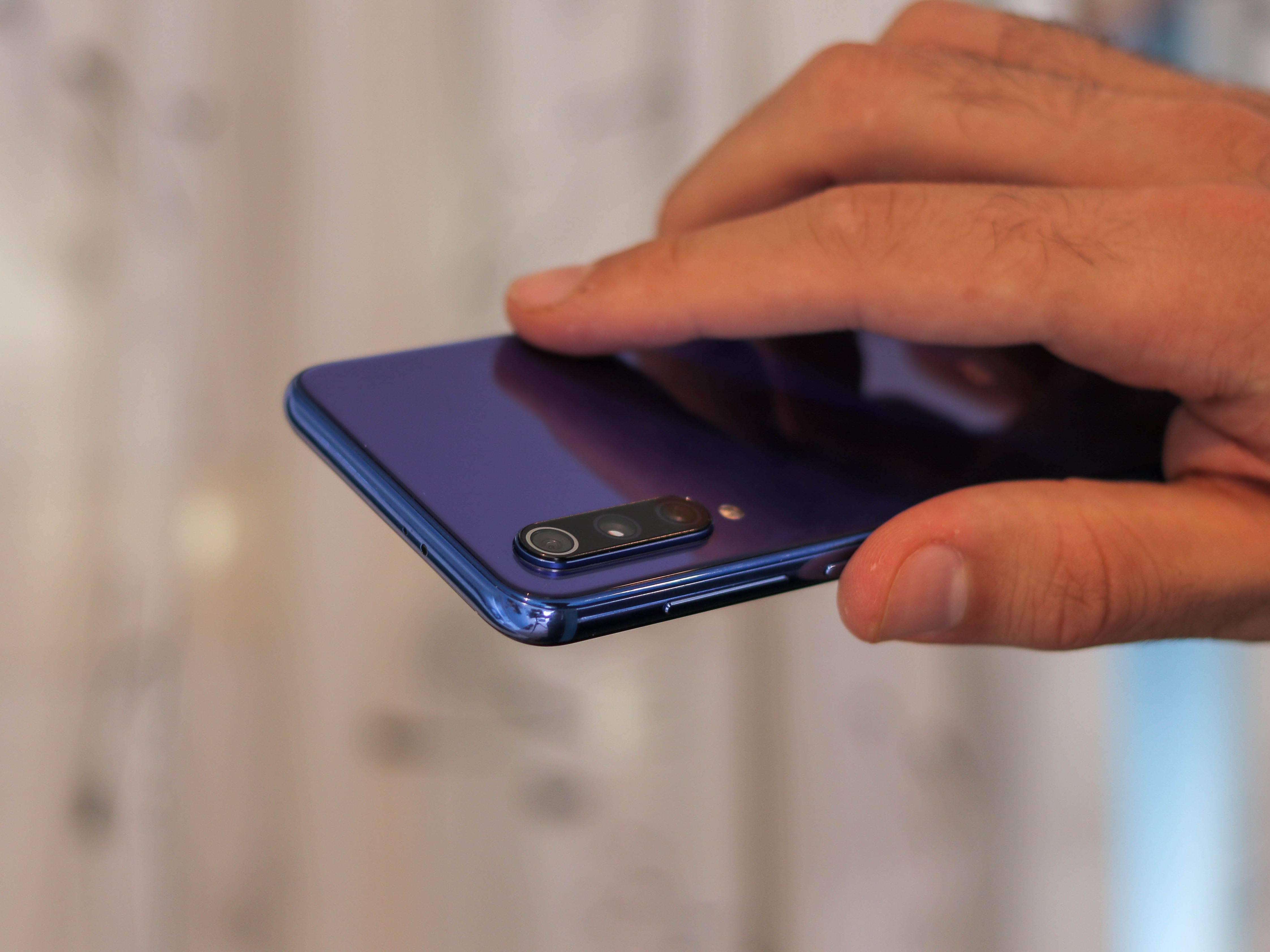 Xiaomi Mi 9 SE review | Digital Camera World