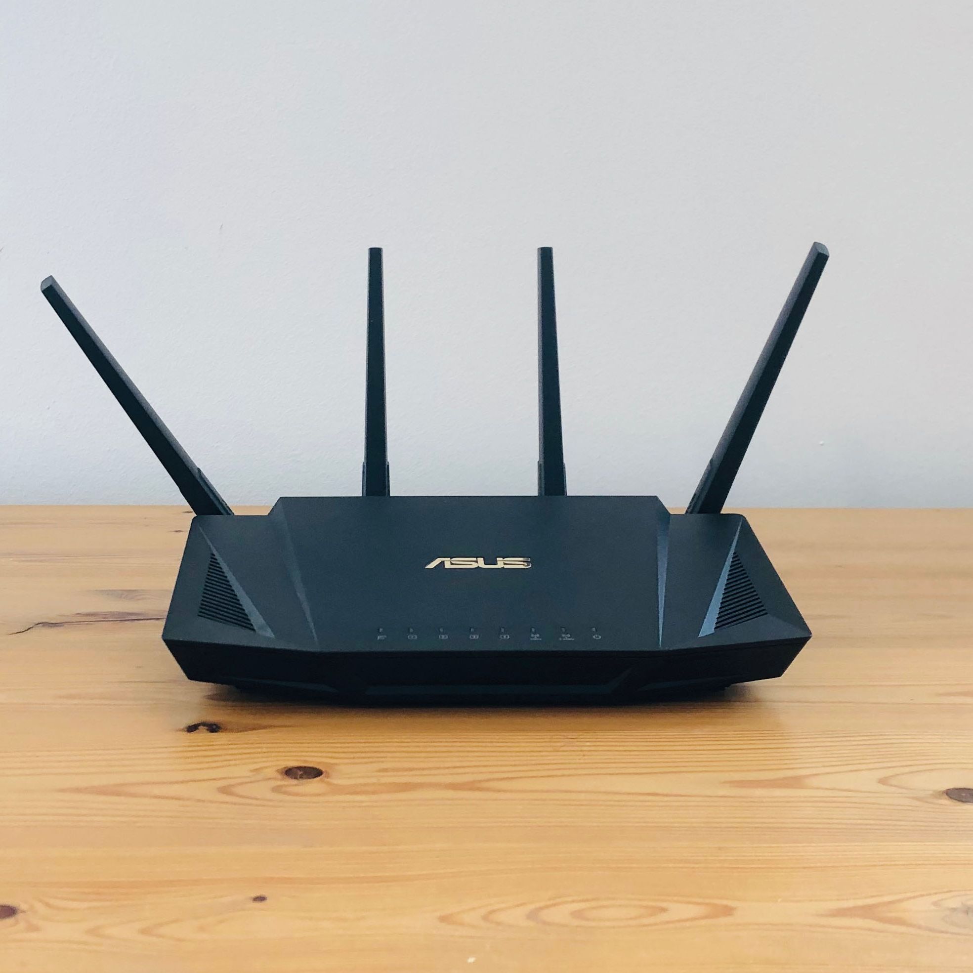 ASUS RT-AX58U Wi-Fi 6 ルーター Amazon.com: ASUS RT-AX58U Dual Band WIFI Router (RT-AX3000