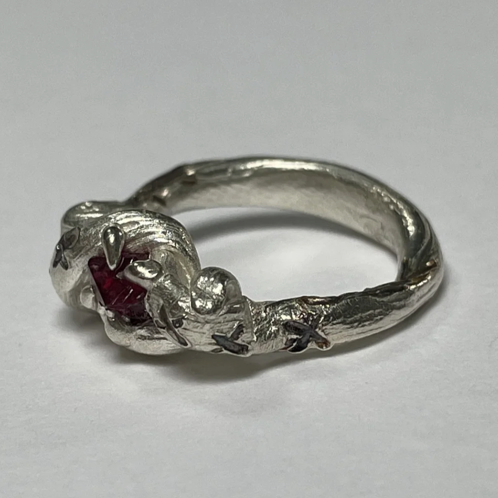 Willa Hilfreich ring