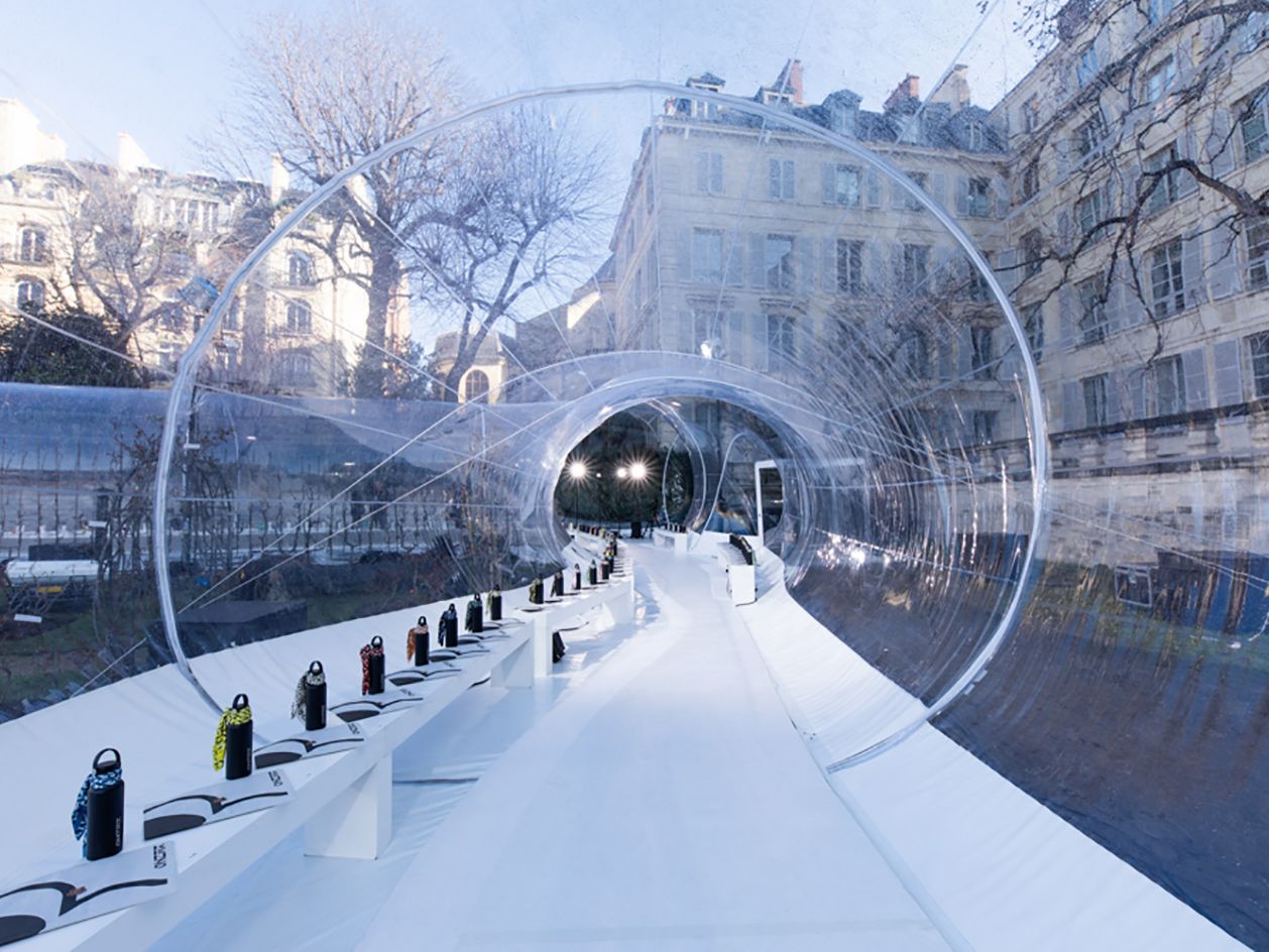 Felipe Oliveira Baptista erects modular runway Kenzo AW2020