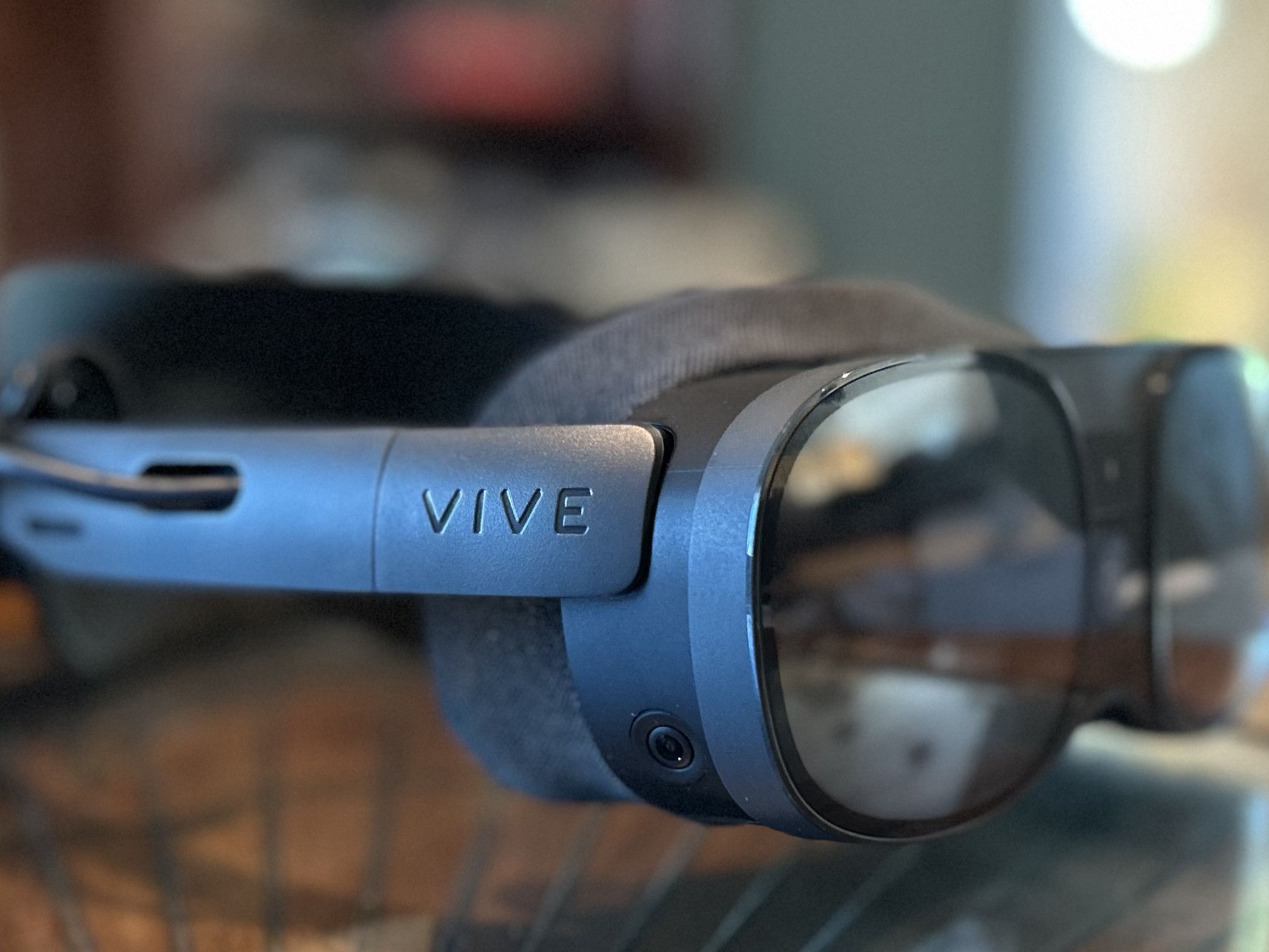 HTC Vive XR Elite hands on: Still not ready for primetime mixed