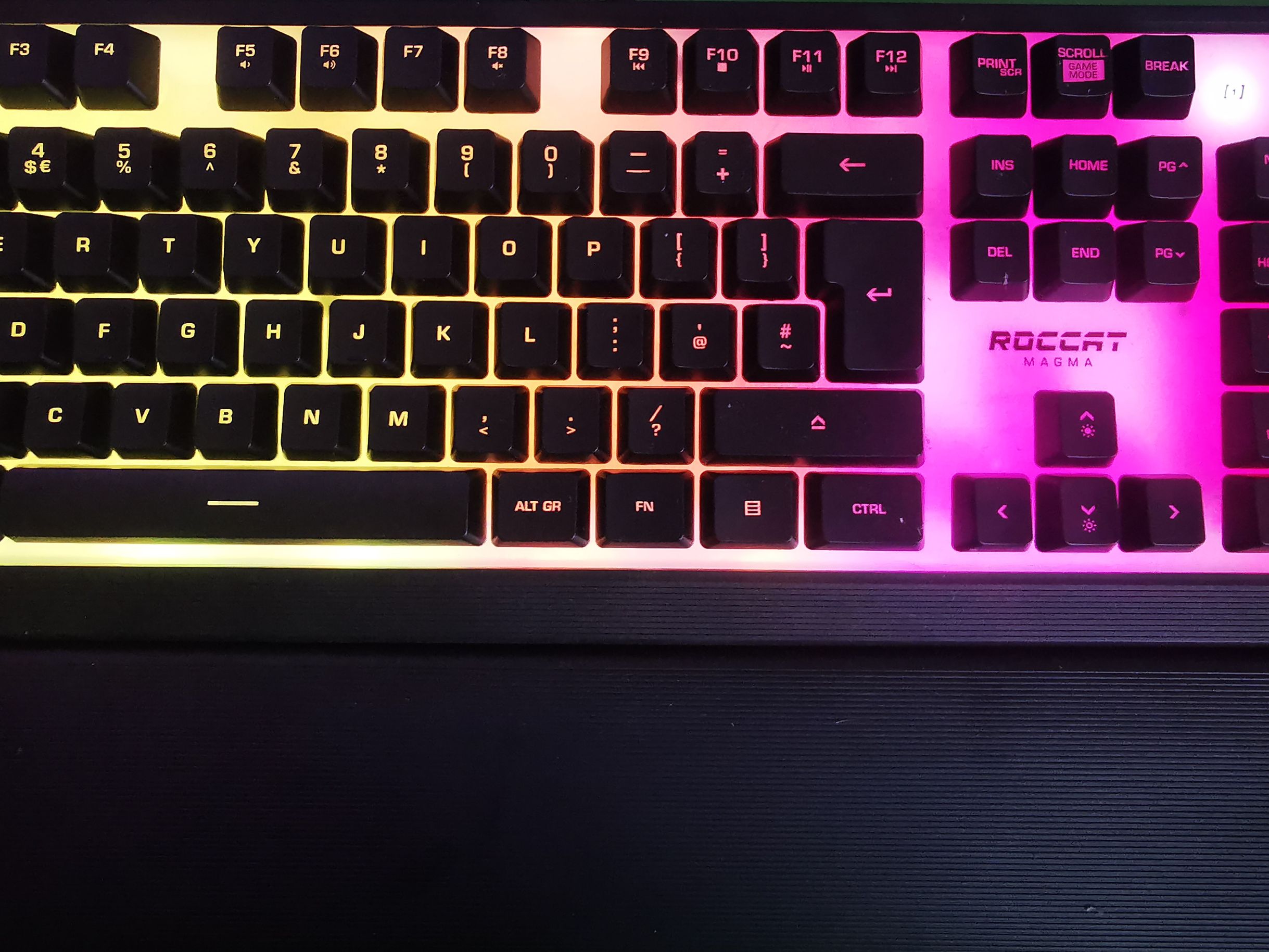 Clavier de jeu - Turtle Beach Magma - Membrane RGB - Noir, touches silencieuses, AIMO™ RGB - Informatique