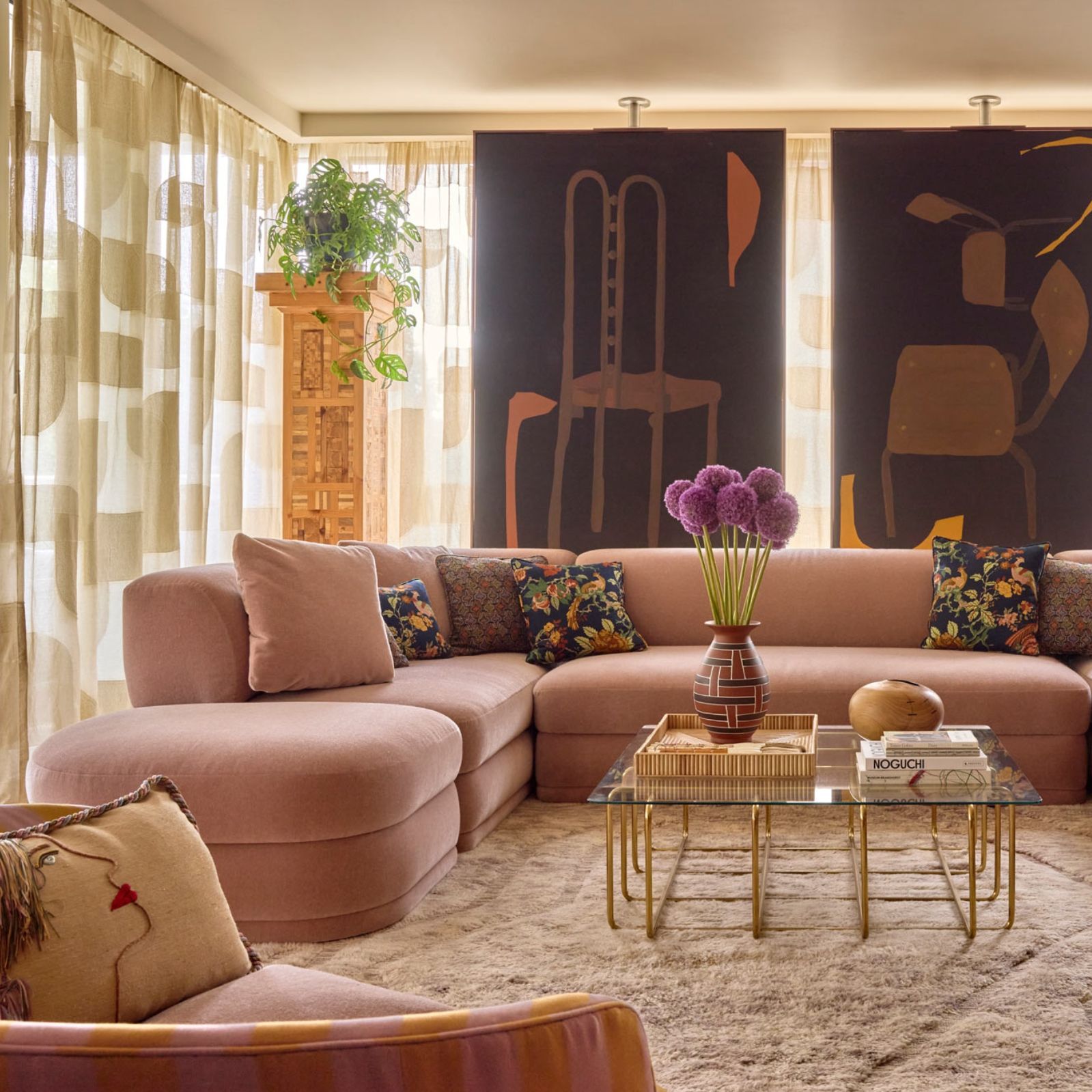 Beige you’ll love the color very comfortable 14 Colors You Should Pair With Beige to Make This Neutral  main image 2