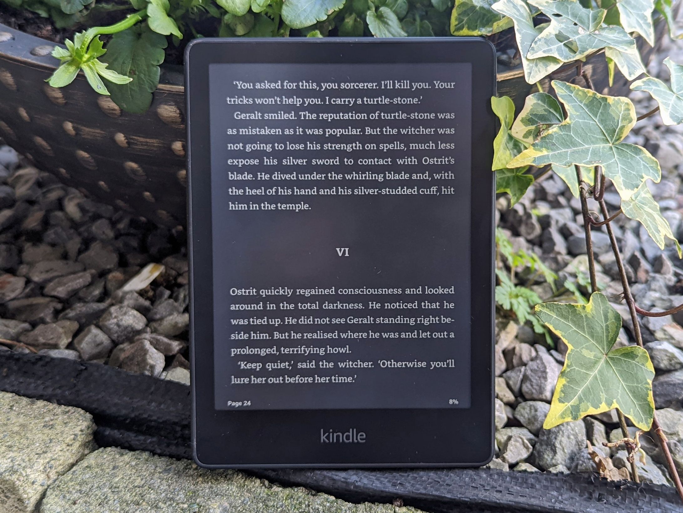 Kindle Paperwhite 　8GB Amazon.com: Like-New Kindle Paperwhite (8 GB) – Now with a