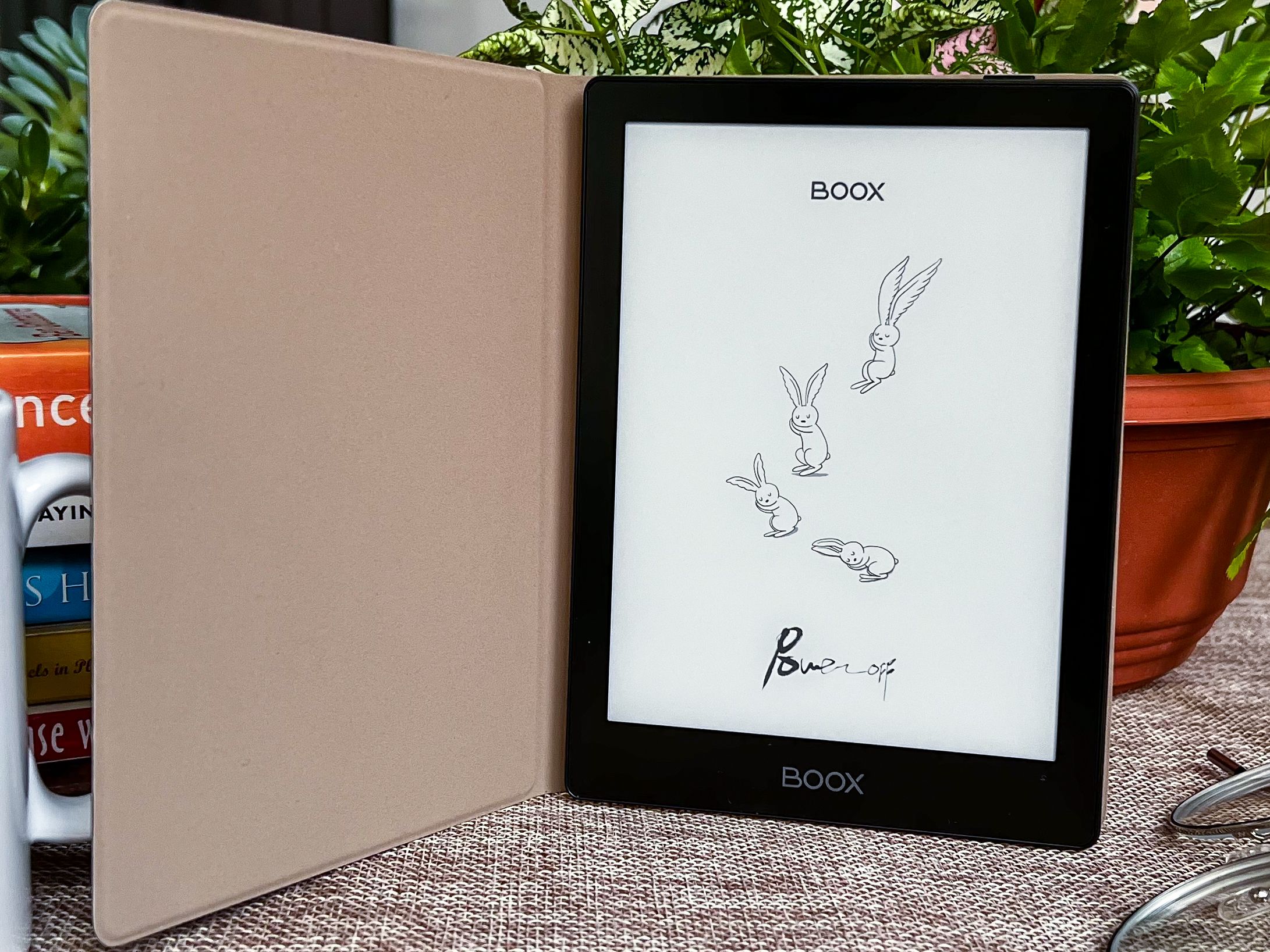 ONYX BOOX POKE5　電子書籍リーダー 6インチ　アンドロイド11 山口真弘の電子書籍タッチアンドトライ】待望の高解像度化、重量わずか