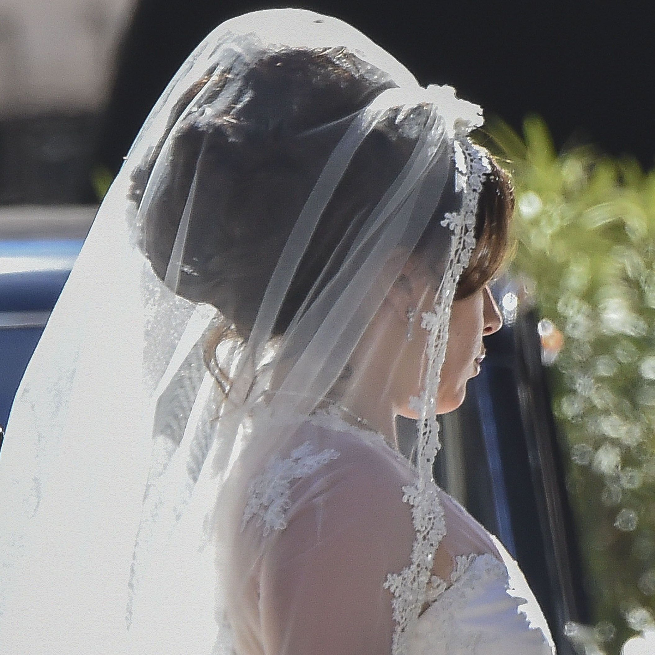 Lady Gaga Stuns in a Wedding Dress on the Set of 'House of Gucci' | Marie  Claire