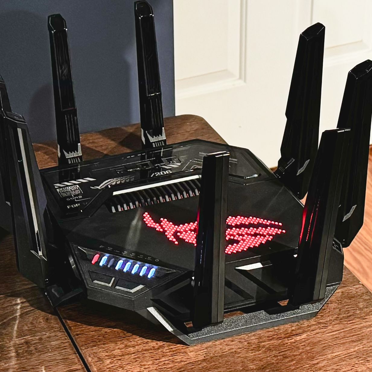 ASUS Wi-Fi ROG Rapture GT-BE98 Wi-Fi7対応 ROG Rapture GT-BE98 | Gaming networking｜ROG - Republic of