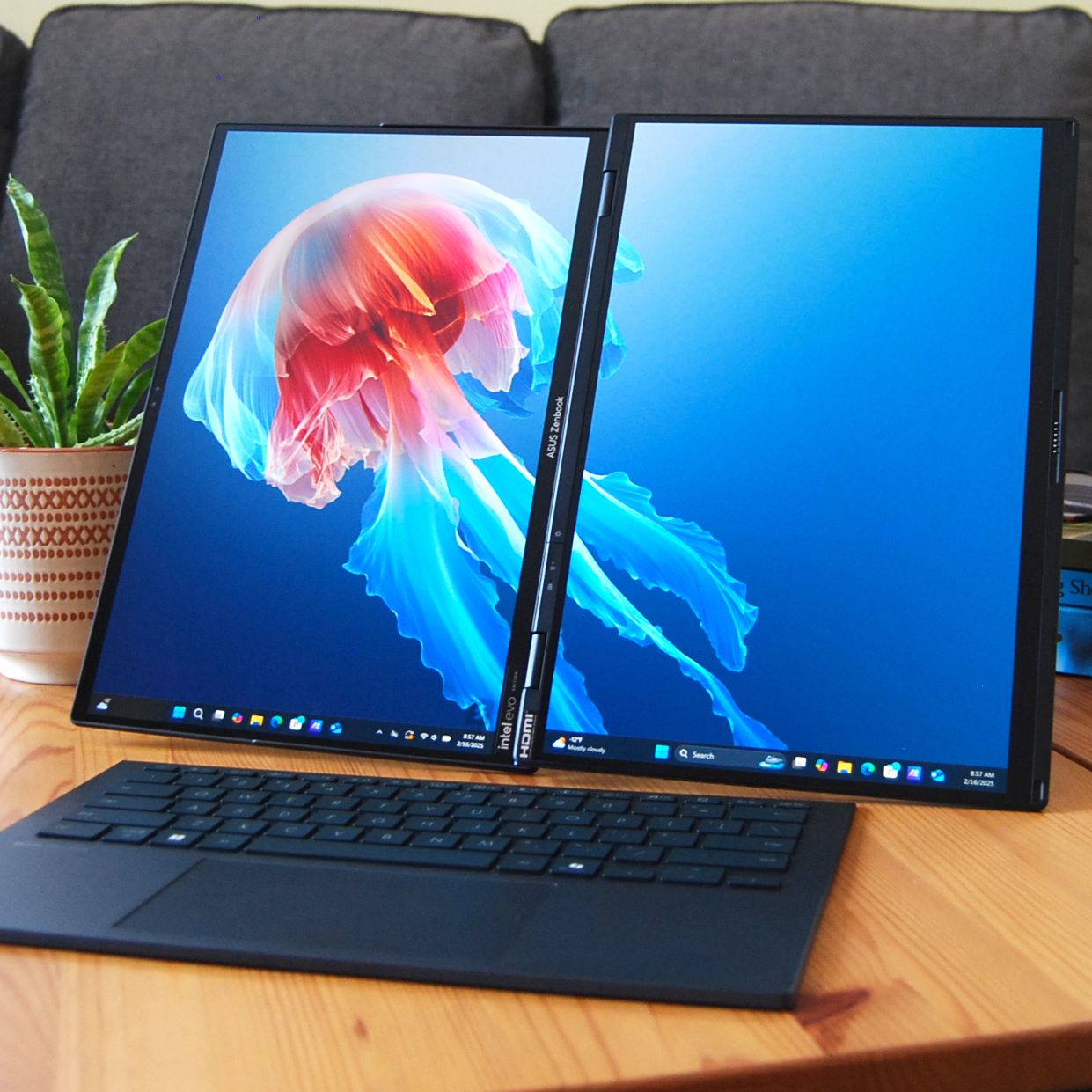 ASUS - がうがう ABh5YRQUrBXT8n2nsdVWS.jpg