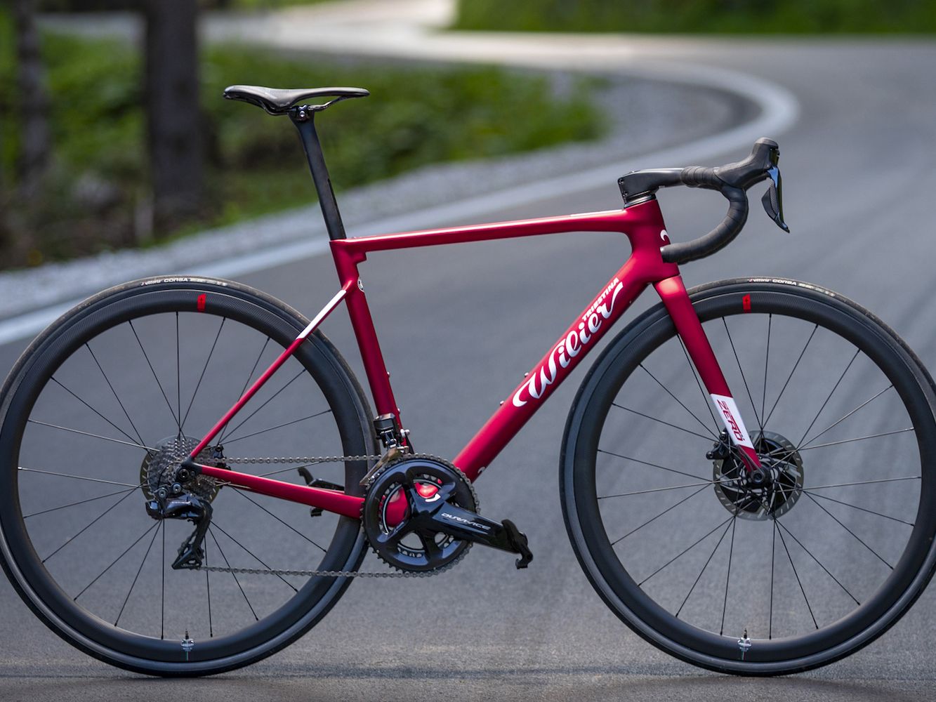 ウィリエール　zero slr sram red パワメ　disc CudbVMqkBQAHBUBK2NXb6M.jpg