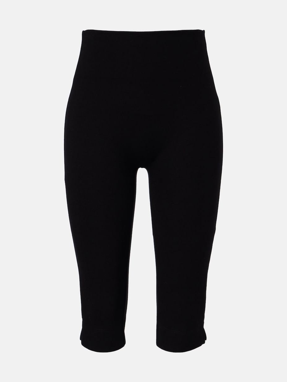 Rio Capri Pants in Black - Leset