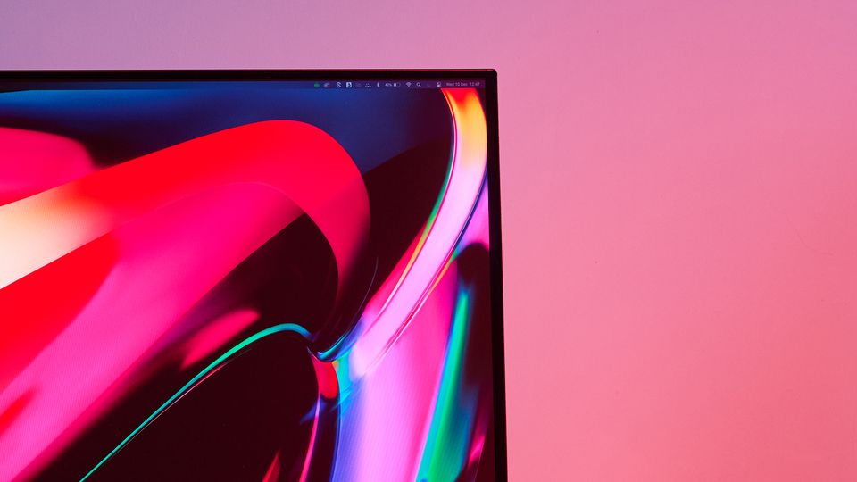 An MSI MAG 272QP QD-OLED X50 gaming monitor