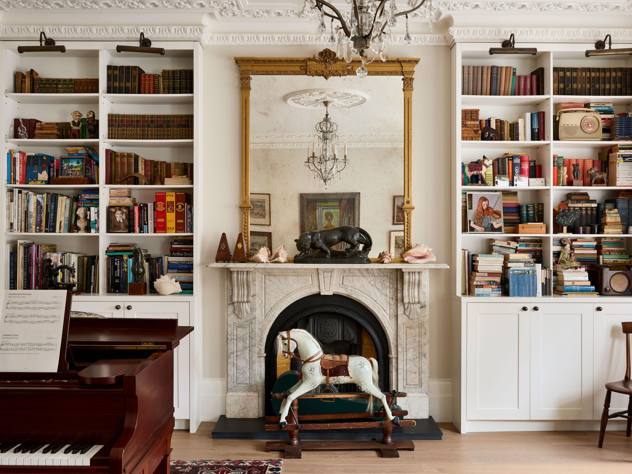 This fully renovated London townhouse expertly blends antiques and