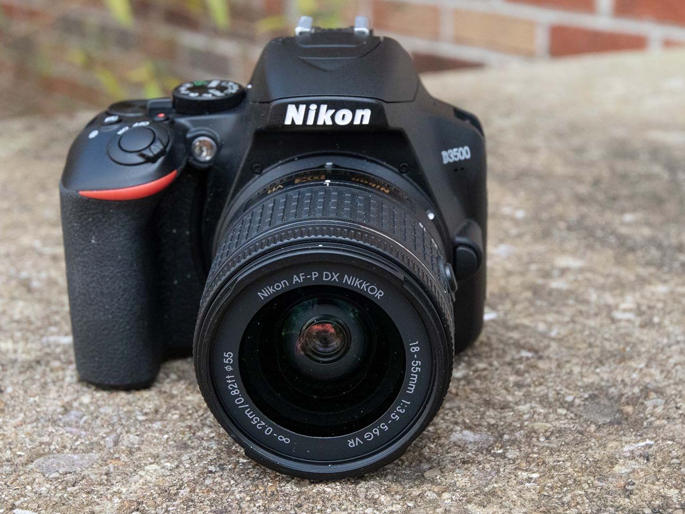 Nikon D3500 Review: Best DSLR for Beginners | Tom's Guide