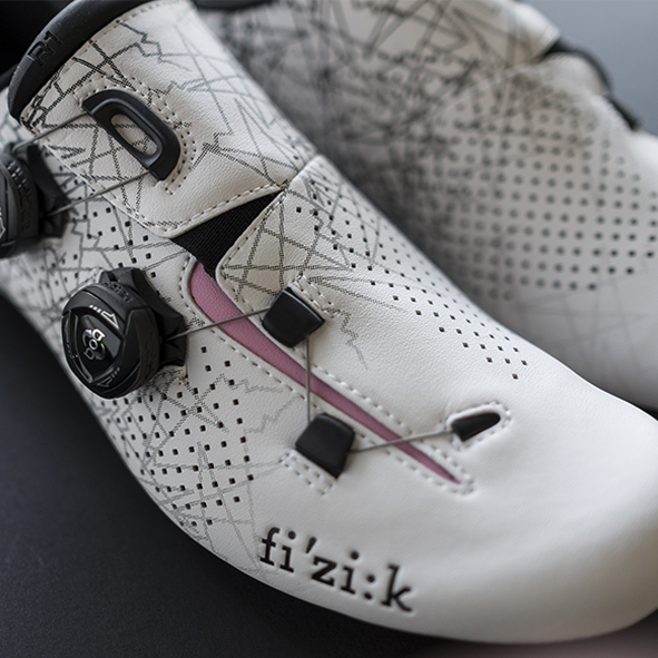 Fizik R1B 100° GIRO LIMITED EDITION 40.5 Limited edition custom Fizik R1B launched for the Giro