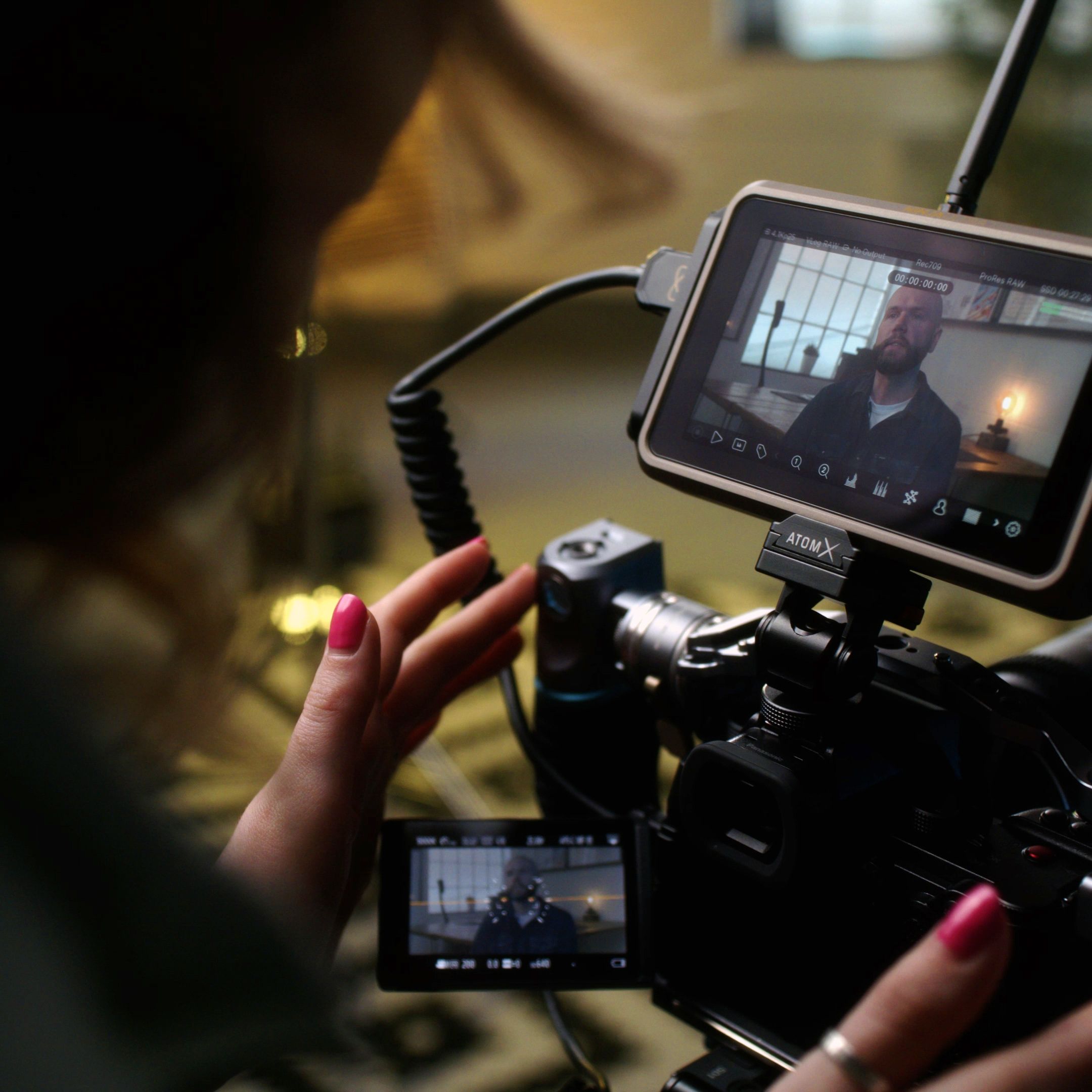 Why Your Laptop Deserves a Second Date with External Monitors