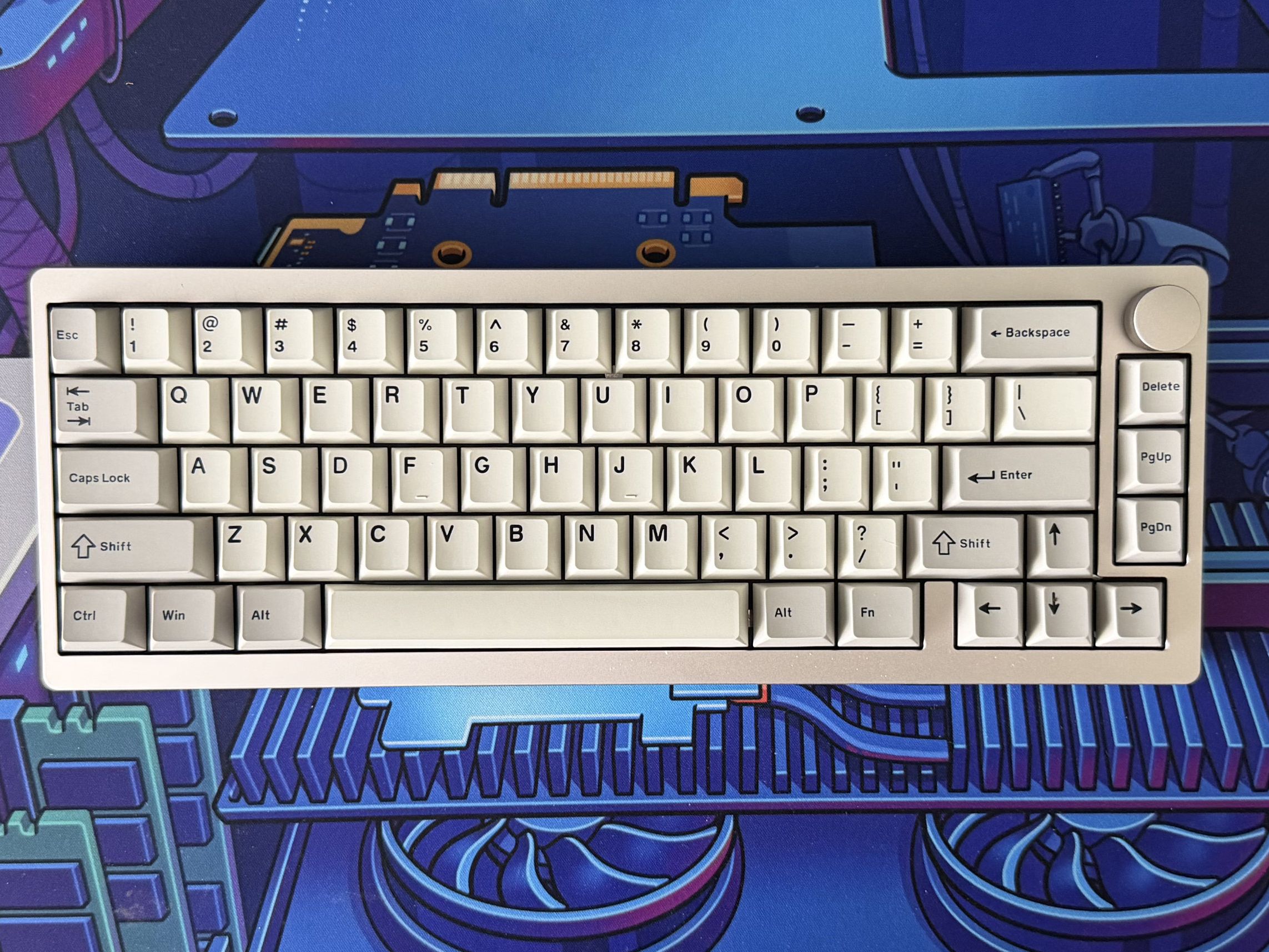 Epomaker P65 review: a plain 65% keyboard with performance and a