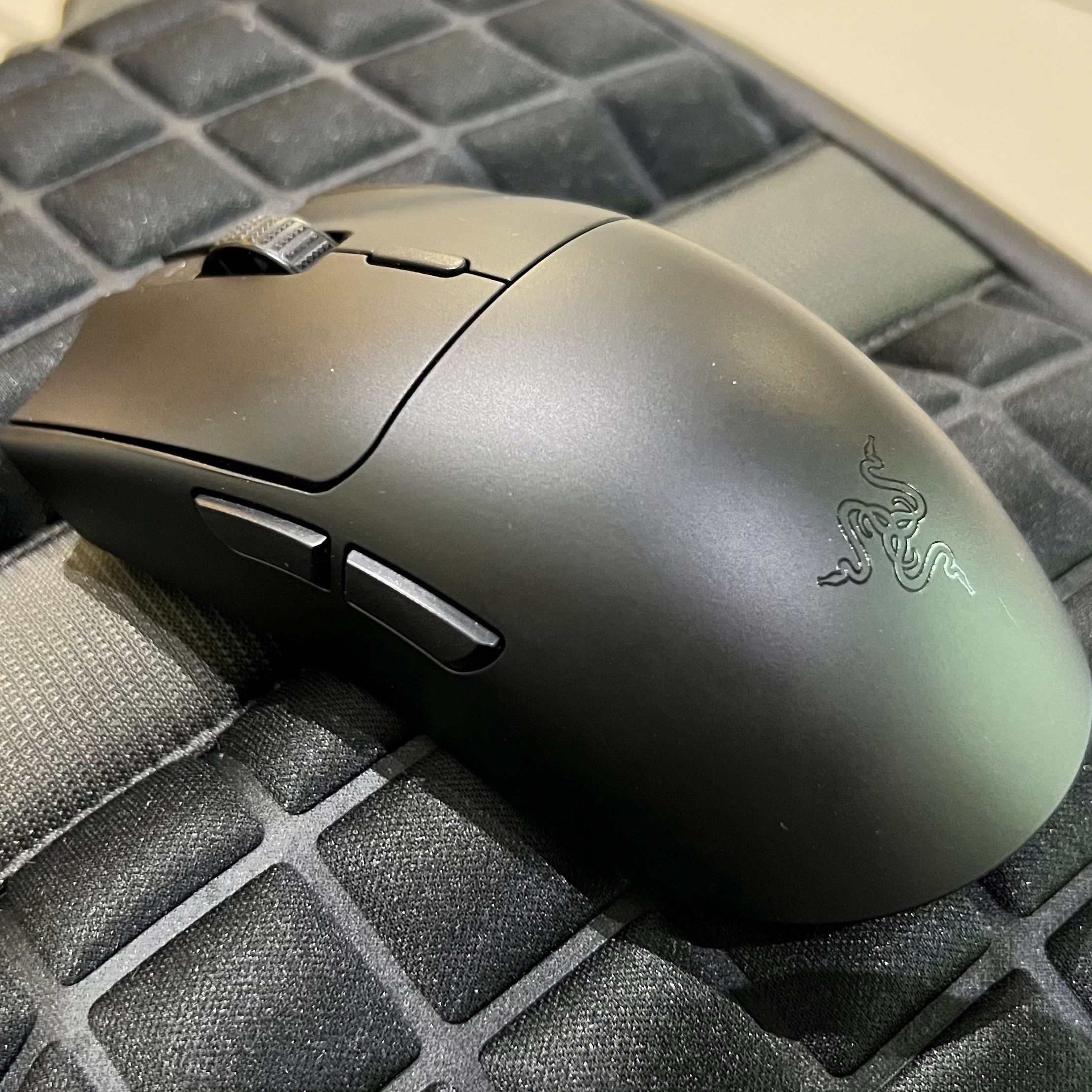 Amazon.com: Razer Viper V3 HyperSpeed Wireless Esports