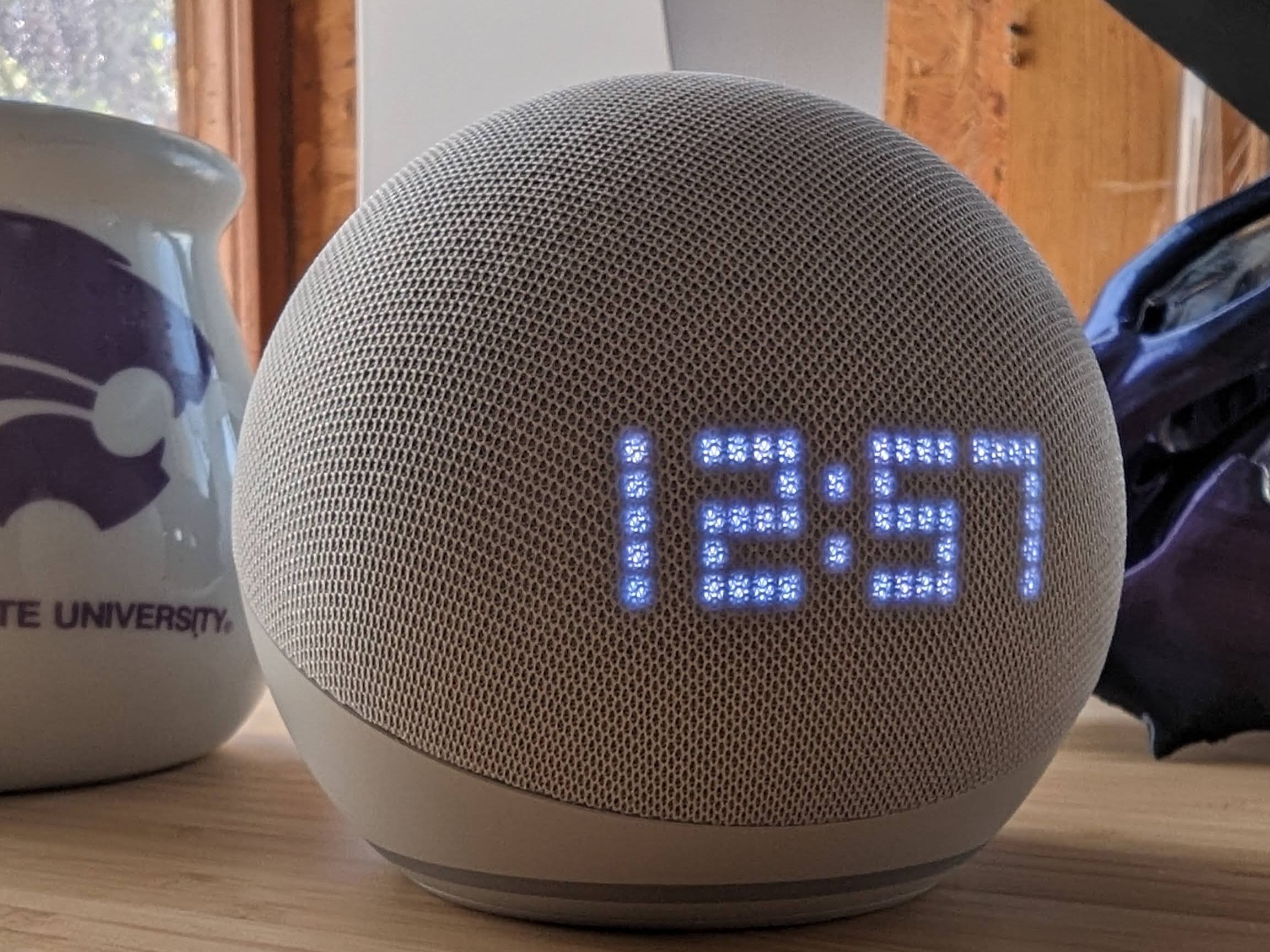 Amazon Echo Dot with Clock (5th gen, 2022) review: Can't