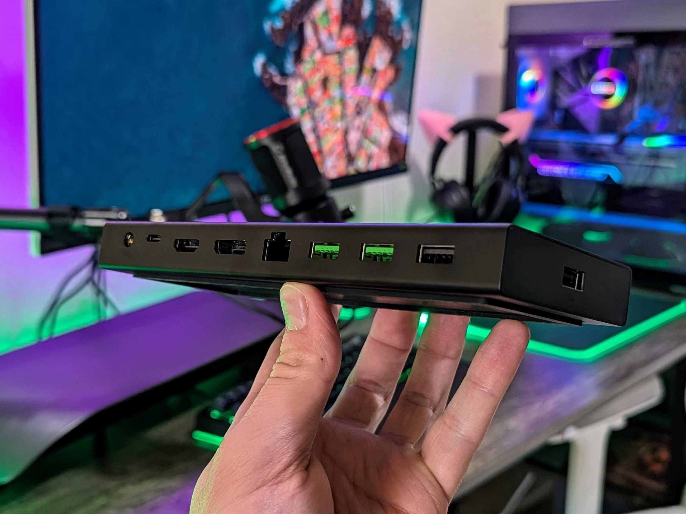 Razer Thunderbolt 4 - kabel (2.0 Meter), Tot 40 Gigabits per seconde, Resolutie tot 8K | Wit