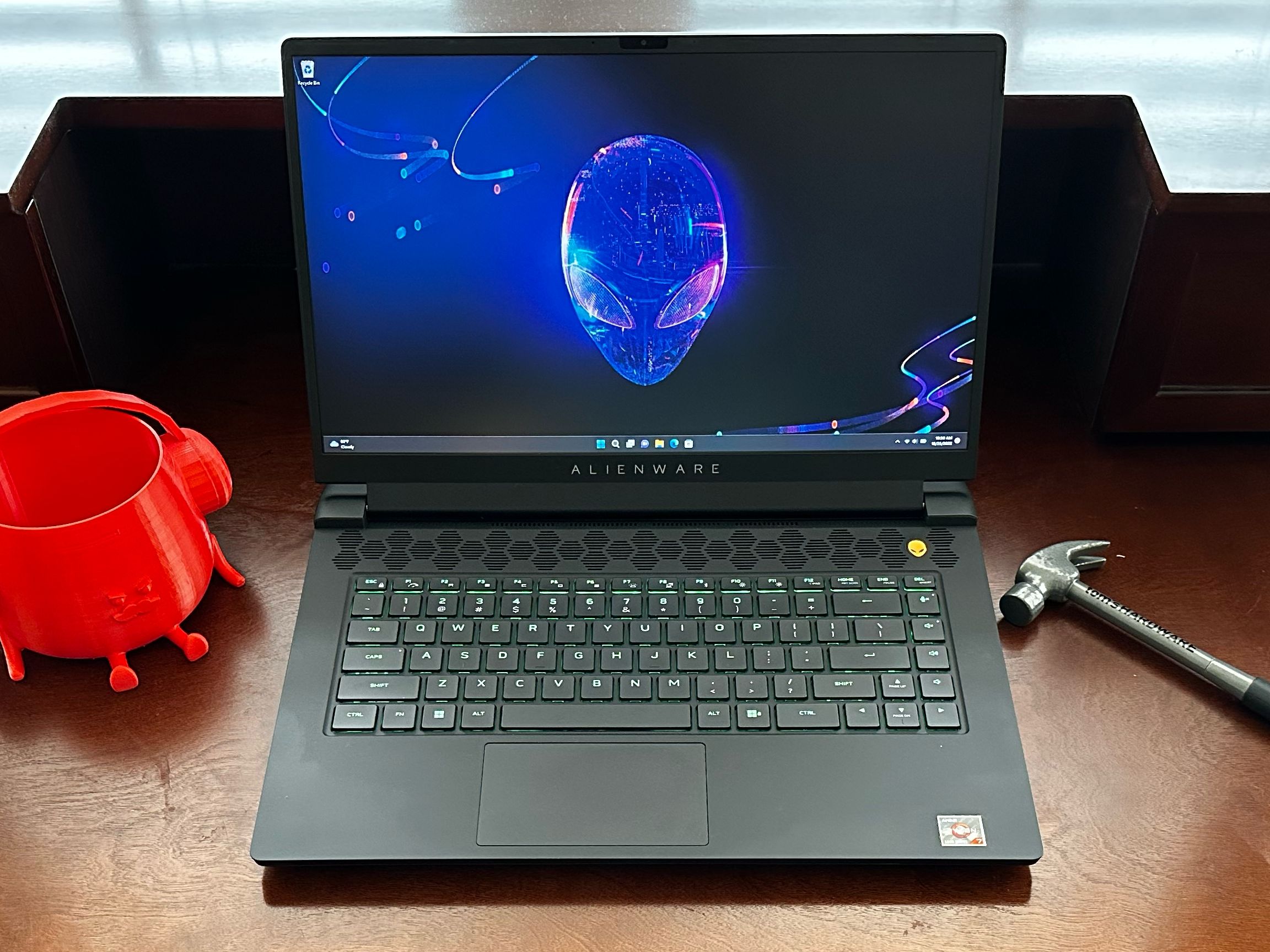 Alienware m15 R7 Review: Solid Gaming, Leading Endurance | Tom's