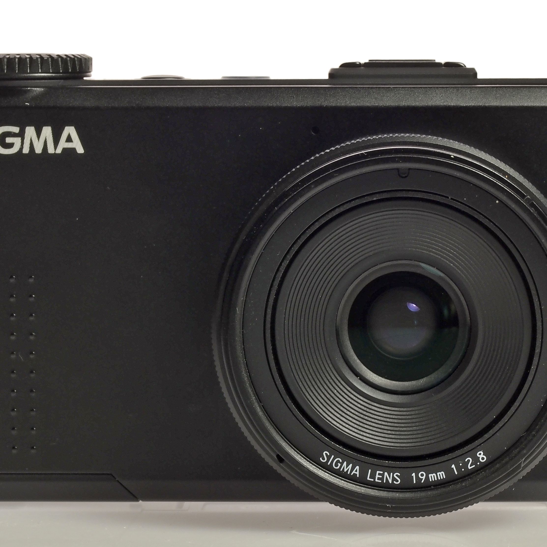 デジタルカメラ SIGMA DP1 Merrill 19mm F2.8 0305 Sigma DP1 Merrill Review | ePHOTOzine