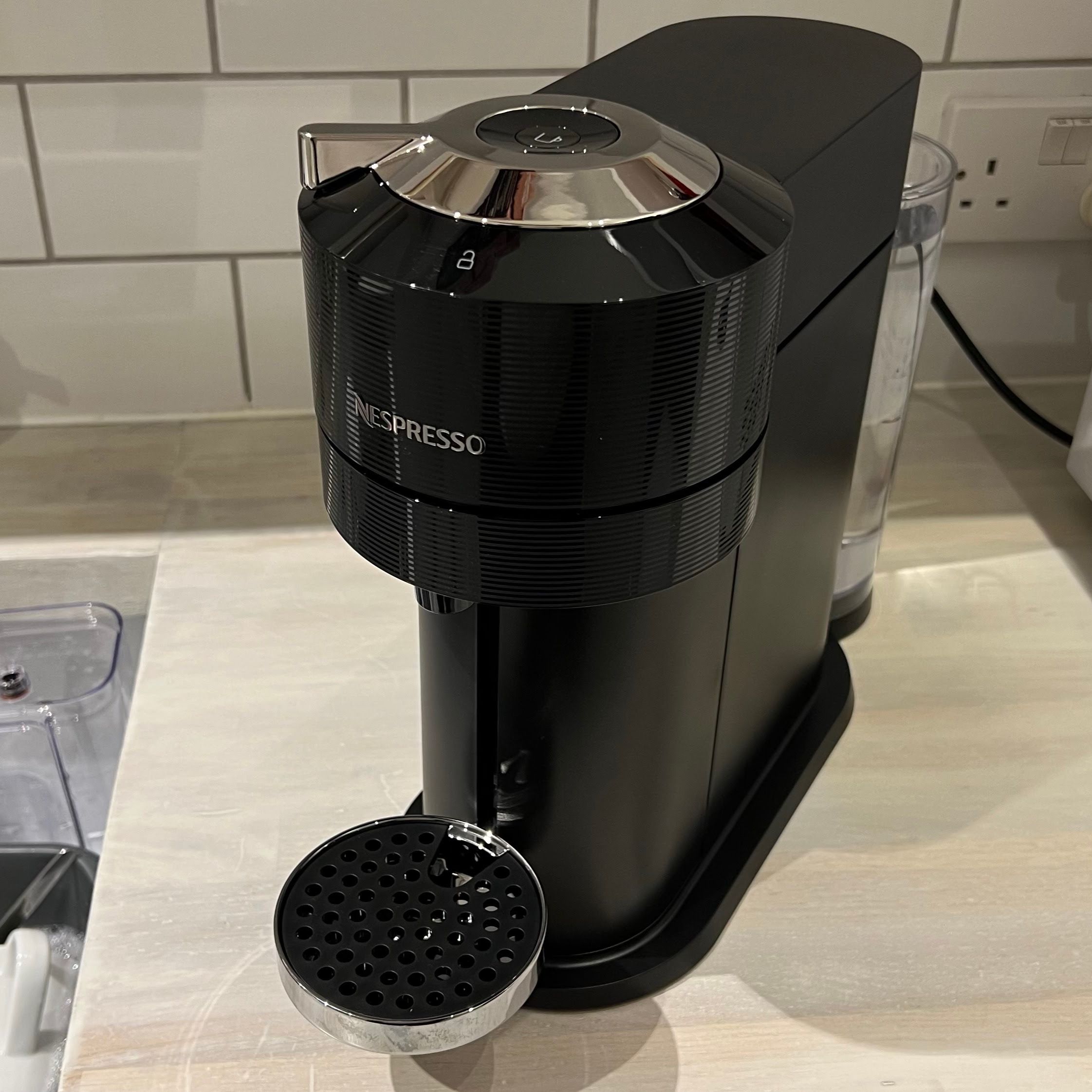 Nespresso Vertuo Next Coffee Maker review | Top Ten Reviews
